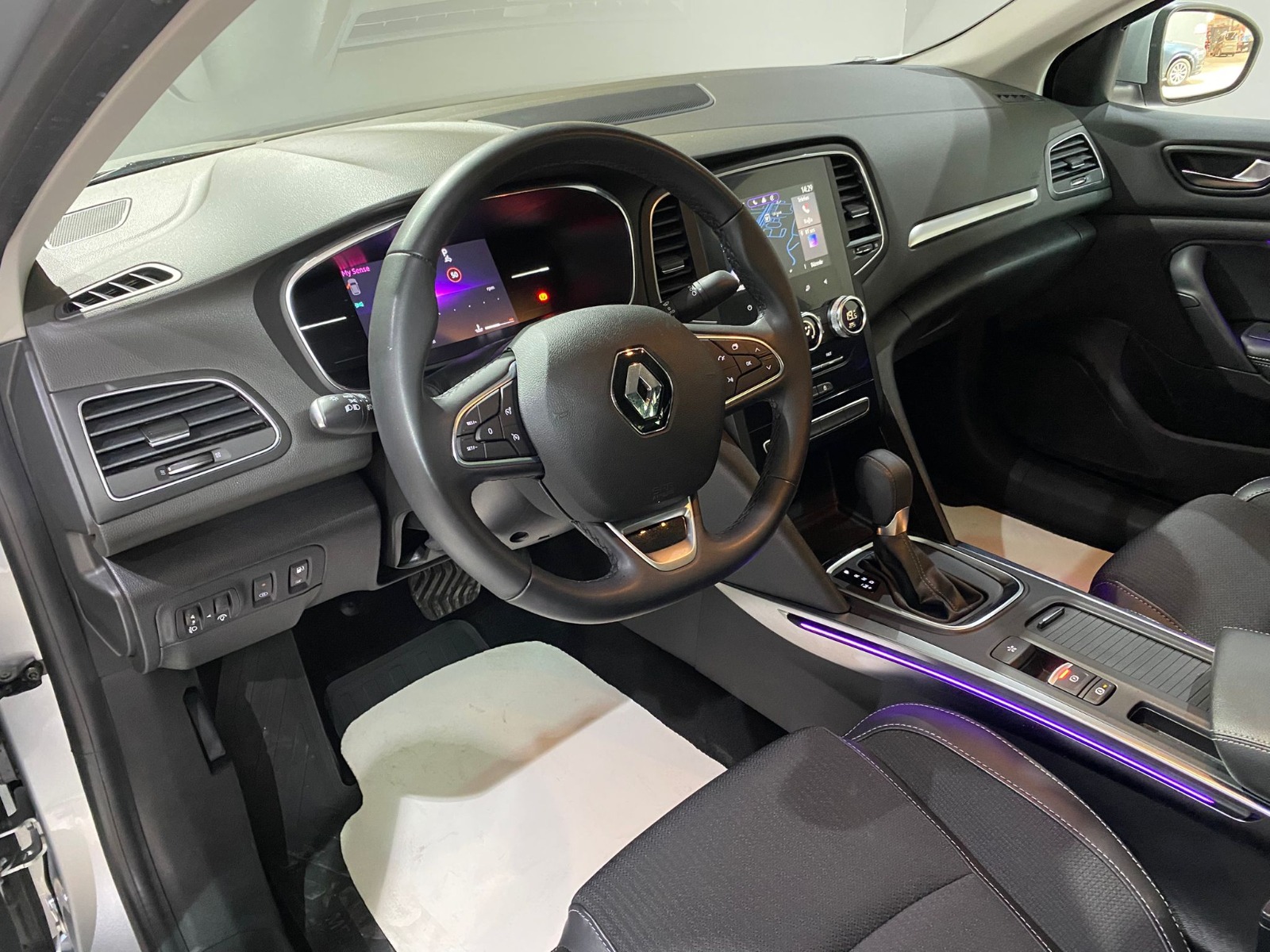2024 Benzin Otomatik Renault Megane Gri Gürel Tasarım Aksesuar Otomotiv San. Tic. Ltd. Şti.