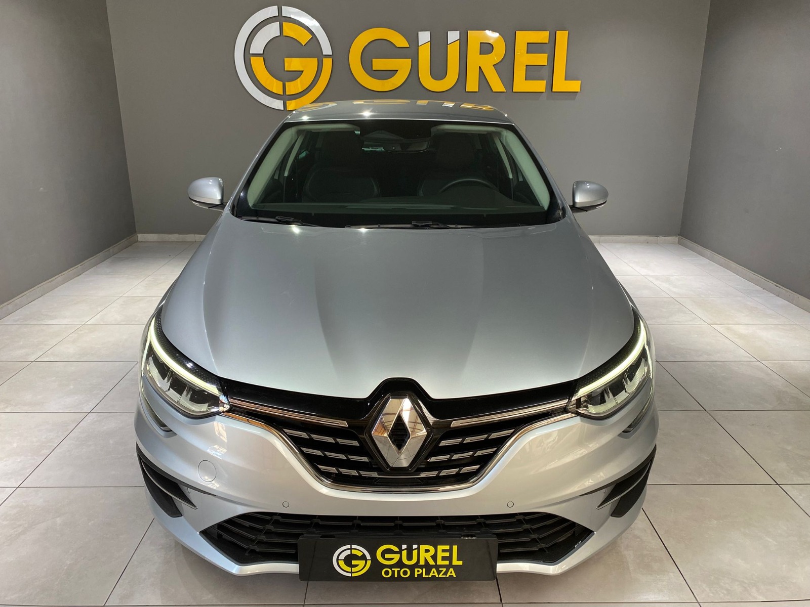 2024 Benzin Otomatik Renault Megane Gri Gürel Tasarım Aksesuar Otomotiv San. Tic. Ltd. Şti.