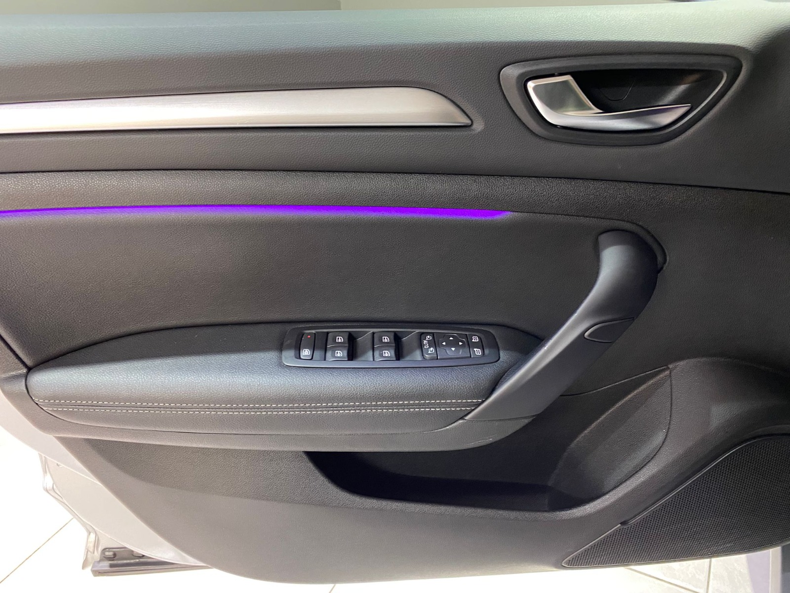 2024 Benzin Otomatik Renault Megane Gri Gürel Tasarım Aksesuar Otomotiv San. Tic. Ltd. Şti.