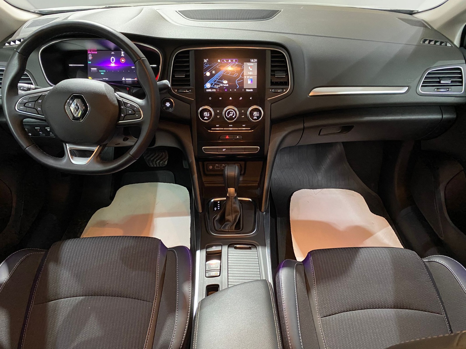 2024 Benzin Otomatik Renault Megane Gri Gürel Tasarım Aksesuar Otomotiv San. Tic. Ltd. Şti.
