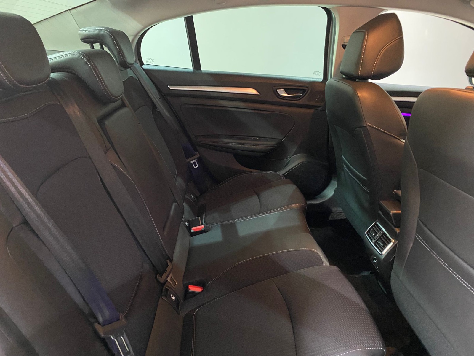 2024 Benzin Otomatik Renault Megane Gri Gürel Tasarım Aksesuar Otomotiv San. Tic. Ltd. Şti.