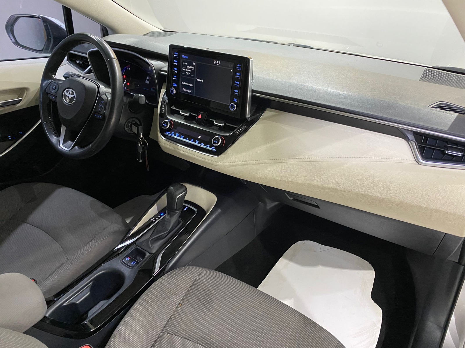 2021 Benzin Otomatik Toyota Corolla Gri Gürel Tasarım Aksesuar Otomotiv San. Tic. Ltd. Şti.