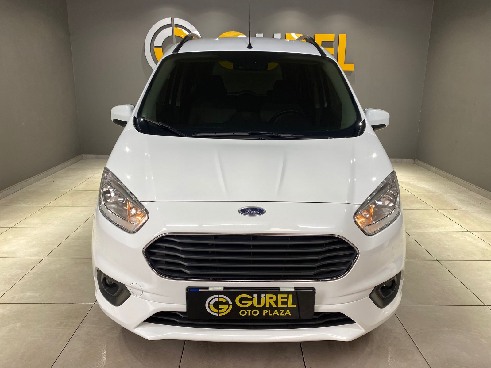 2021 Dizel Manuel Ford Tourneo Courier Beyaz Gürel Tasarım Aksesuar Otomotiv San. Tic. Ltd. Şti.