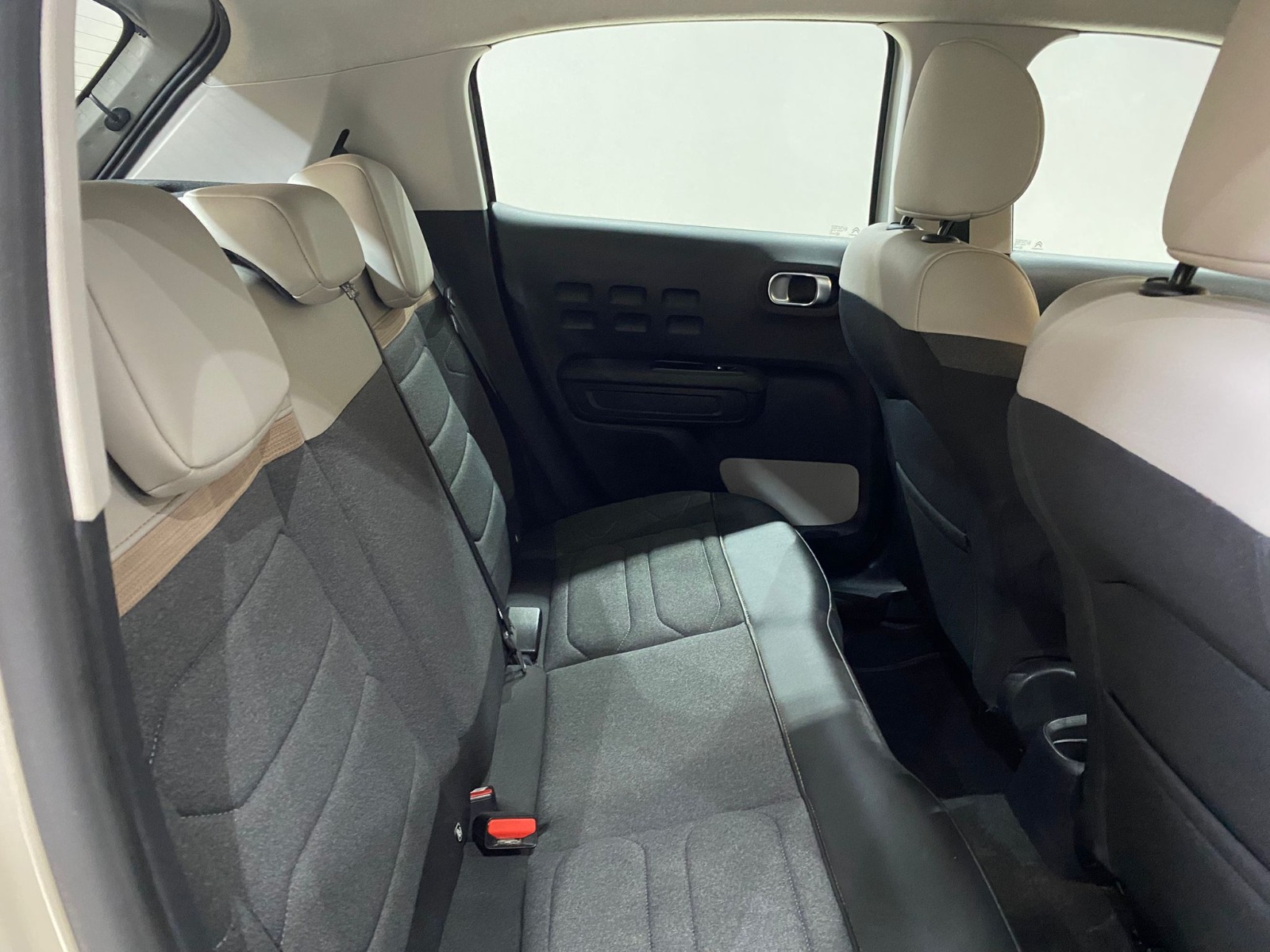 2024 Benzin Otomatik Citroen C3 Gri Gürel Tasarım Aksesuar Otomotiv San. Tic. Ltd. Şti.
