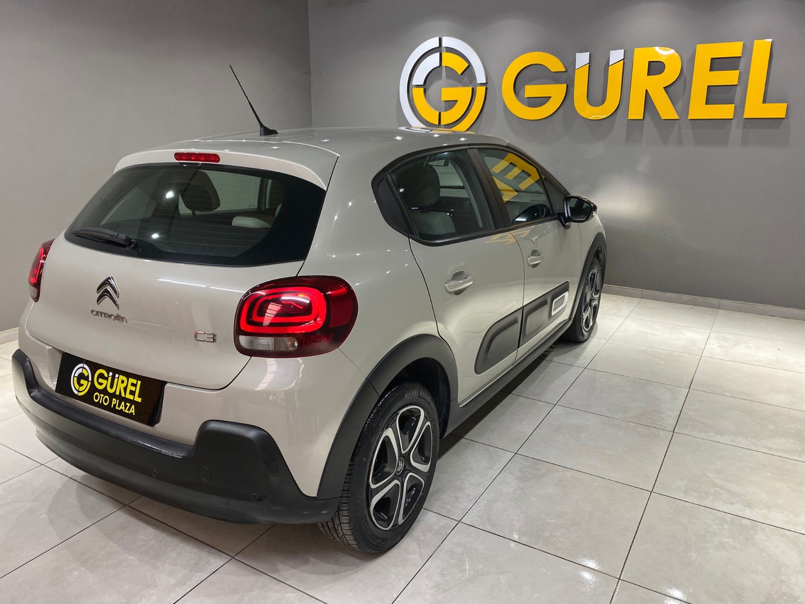 2024 Benzin Otomatik Citroen C3 Gri Gürel Tasarım Aksesuar Otomotiv San. Tic. Ltd. Şti.
