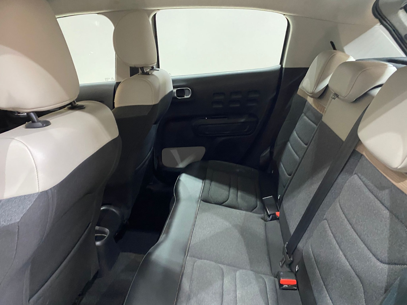 2024 Benzin Otomatik Citroen C3 Gri Gürel Tasarım Aksesuar Otomotiv San. Tic. Ltd. Şti.