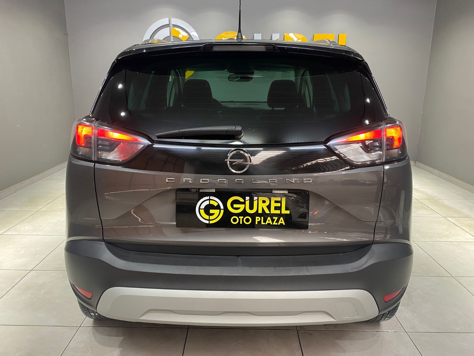 2022 Benzin Otomatik Opel Crossland Gri Gürel Tasarım Aksesuar Otomotiv San. Tic. Ltd. Şti.