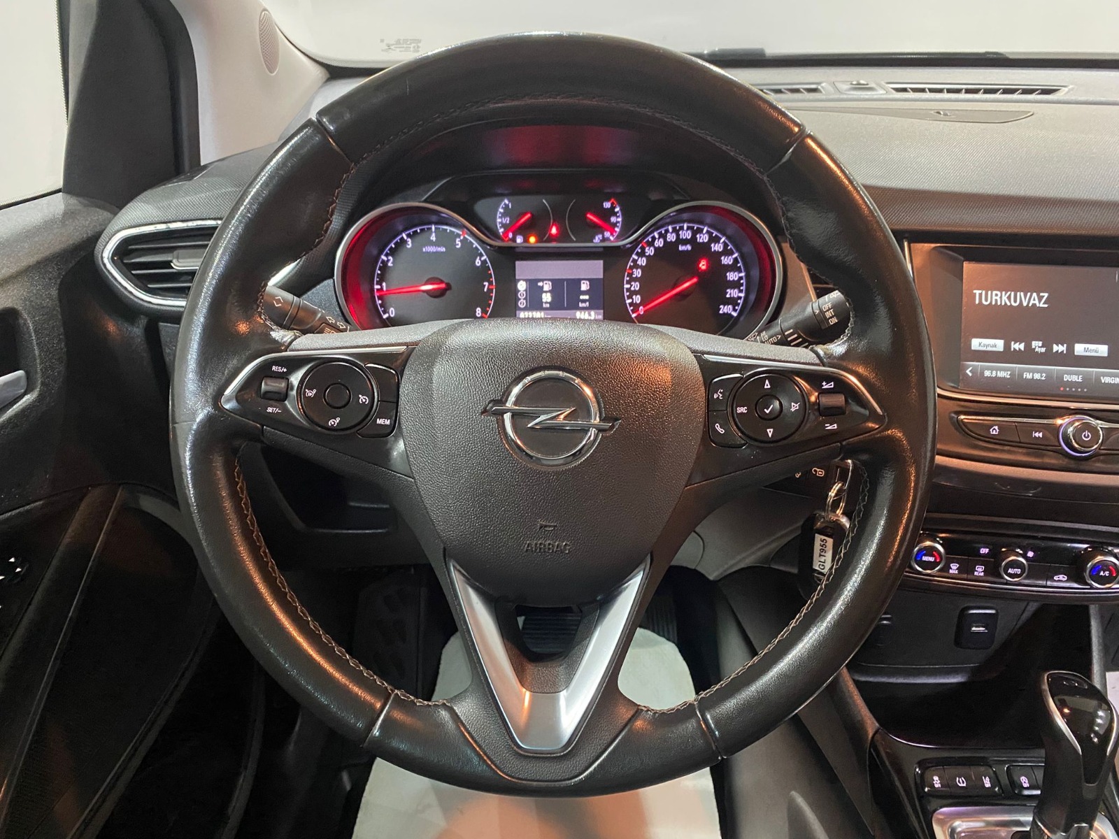 2022 Benzin Otomatik Opel Crossland Gri Gürel Tasarım Aksesuar Otomotiv San. Tic. Ltd. Şti.