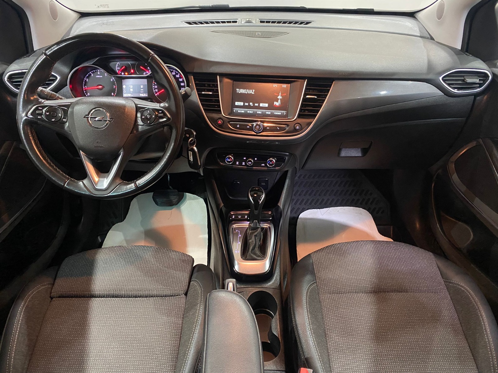 2022 Benzin Otomatik Opel Crossland Gri Gürel Tasarım Aksesuar Otomotiv San. Tic. Ltd. Şti.