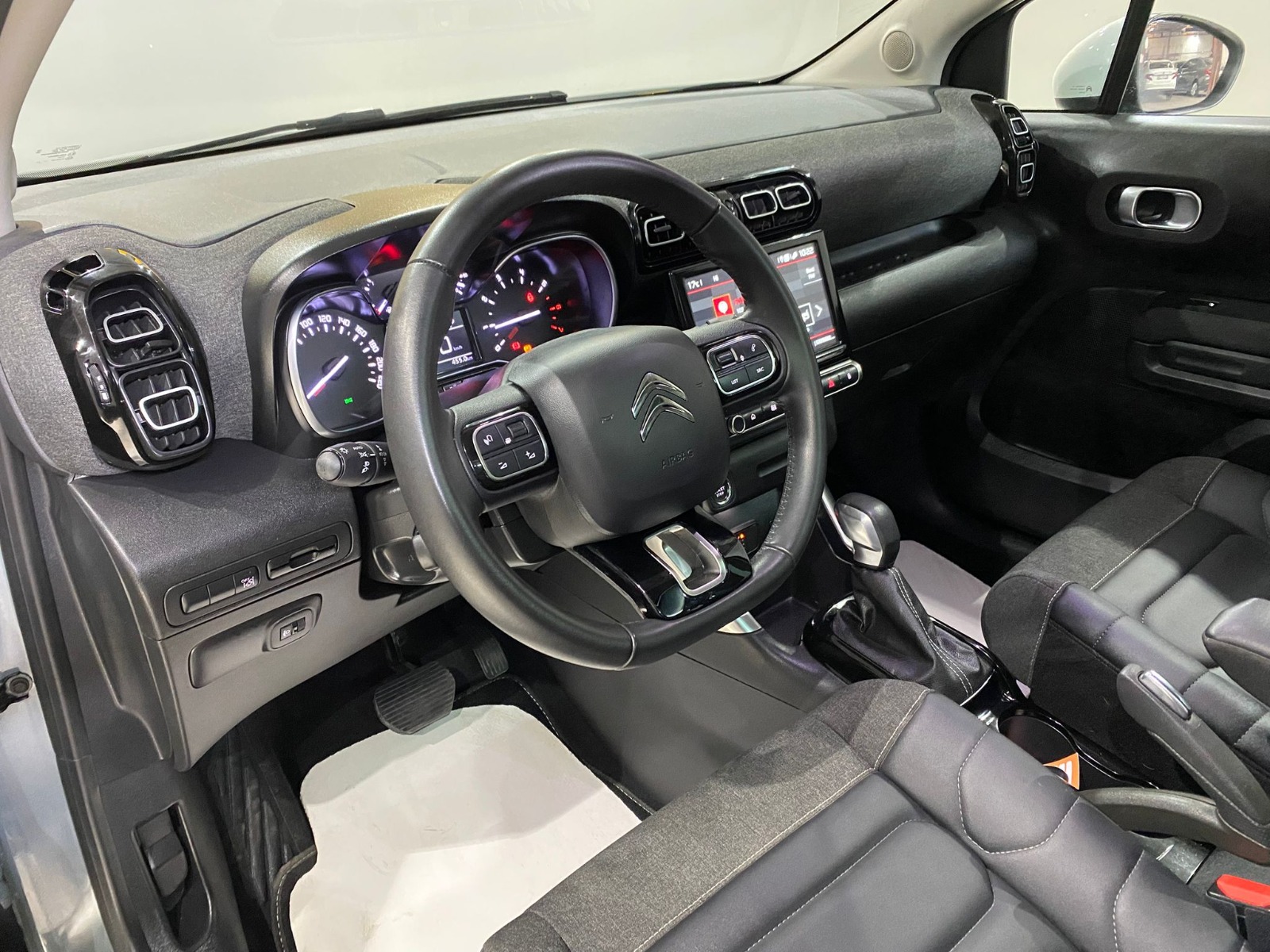 2023 Benzin Otomatik Citroen C3 AirCross Gri Gürel Tasarım Aksesuar Otomotiv San. Tic. Ltd. Şti.