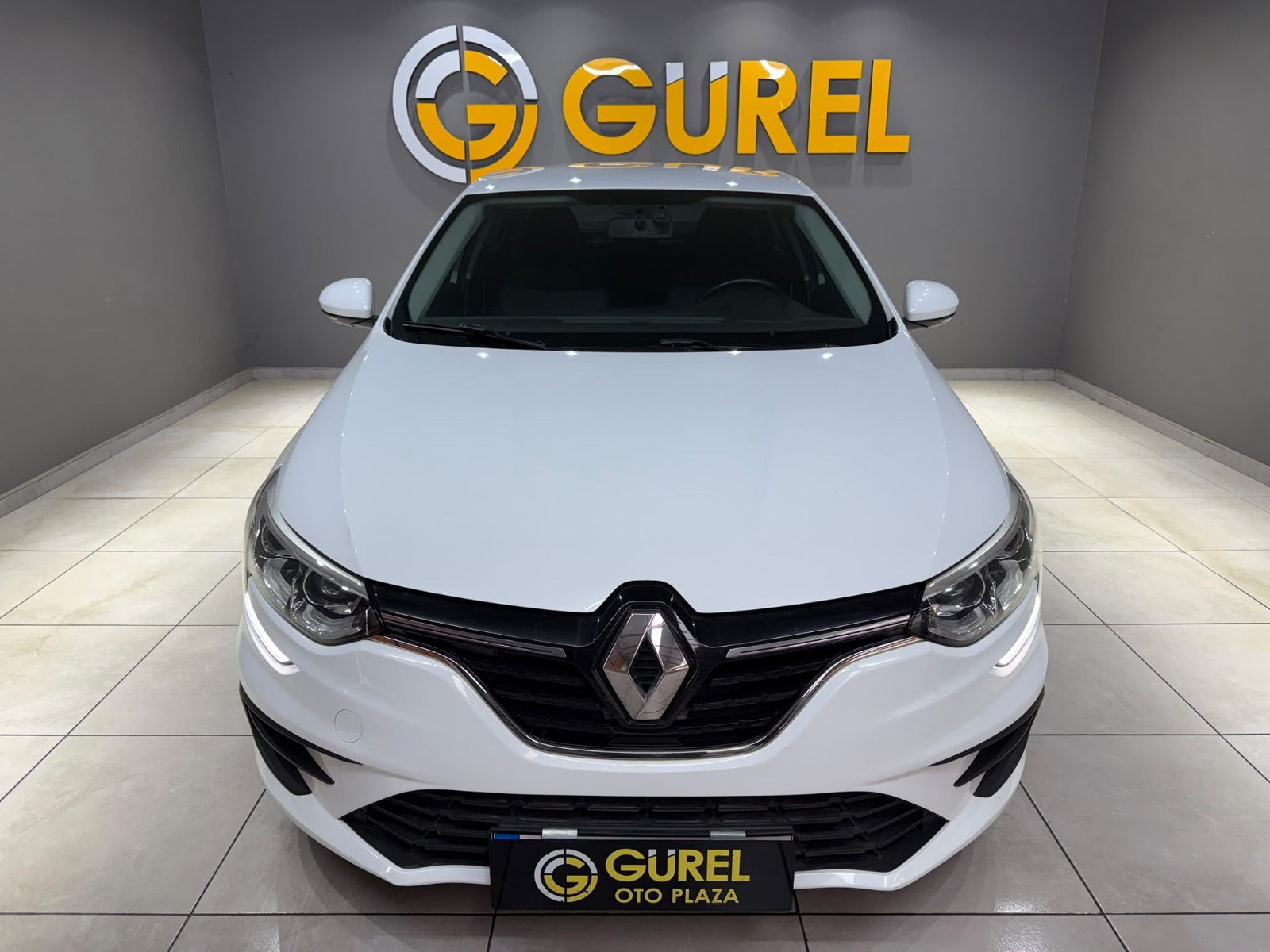 2021 Benzin Otomatik Renault Megane Beyaz Gürel Tasarım Aksesuar Otomotiv San. Tic. Ltd. Şti.