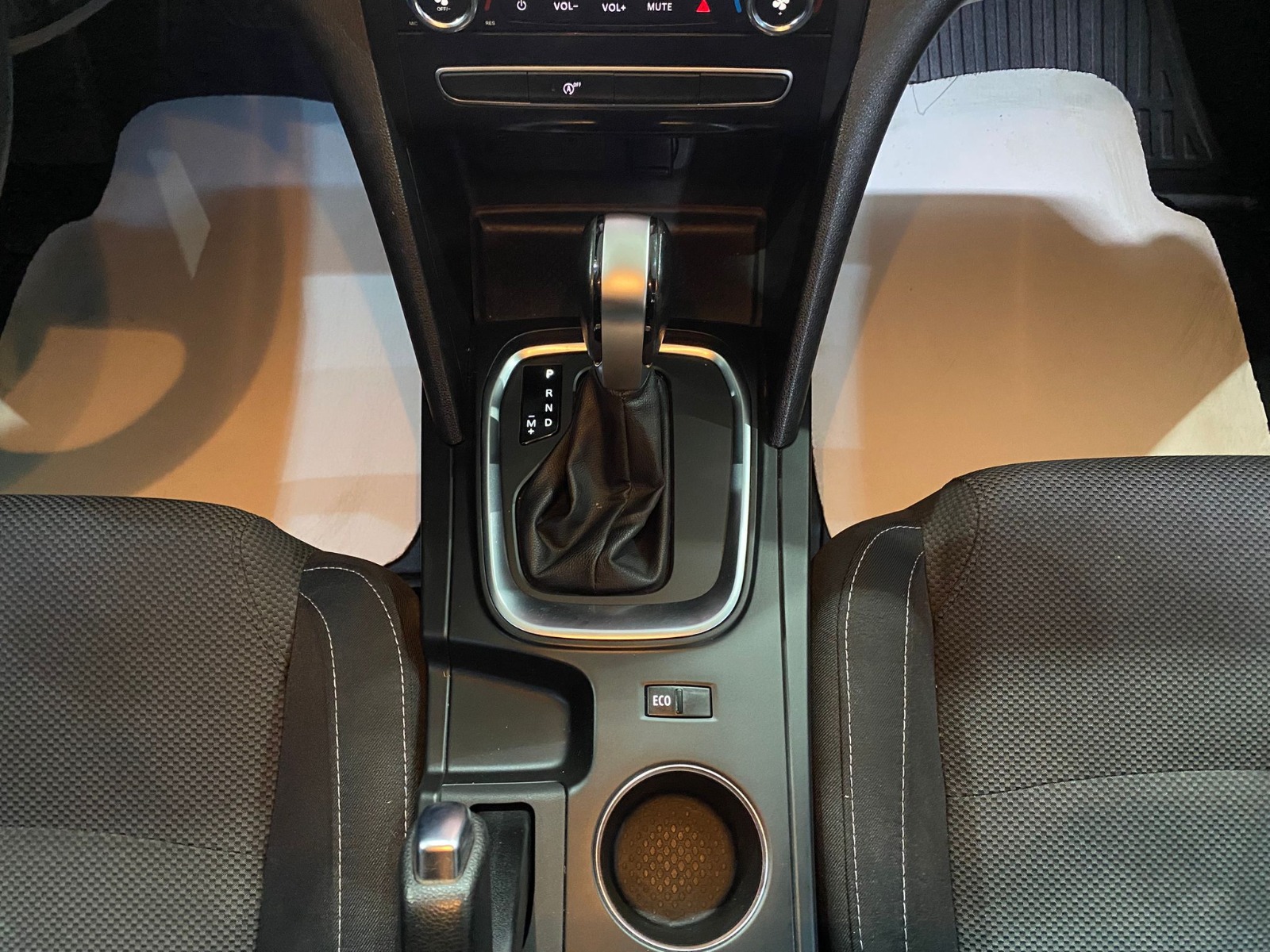 2021 Benzin Otomatik Renault Megane Beyaz Gürel Tasarım Aksesuar Otomotiv San. Tic. Ltd. Şti.