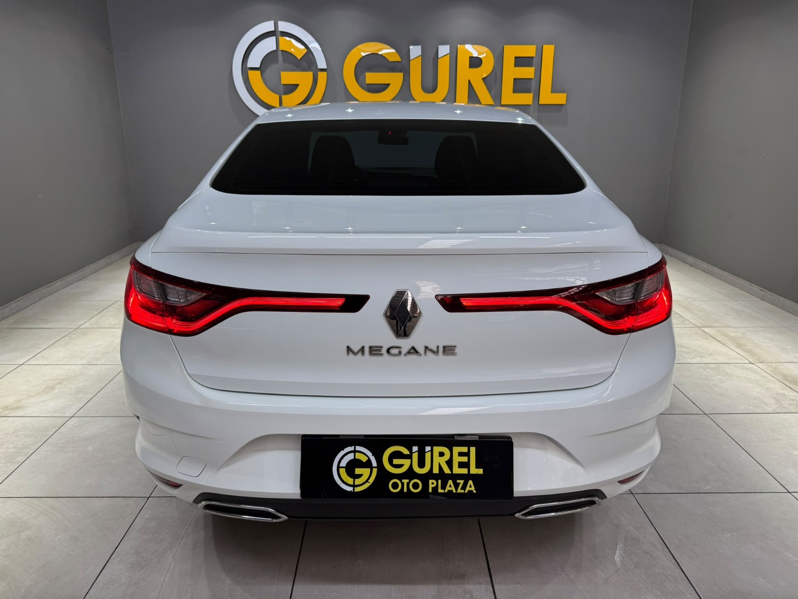2021 Benzin Otomatik Renault Megane Beyaz Gürel Tasarım Aksesuar Otomotiv San. Tic. Ltd. Şti.