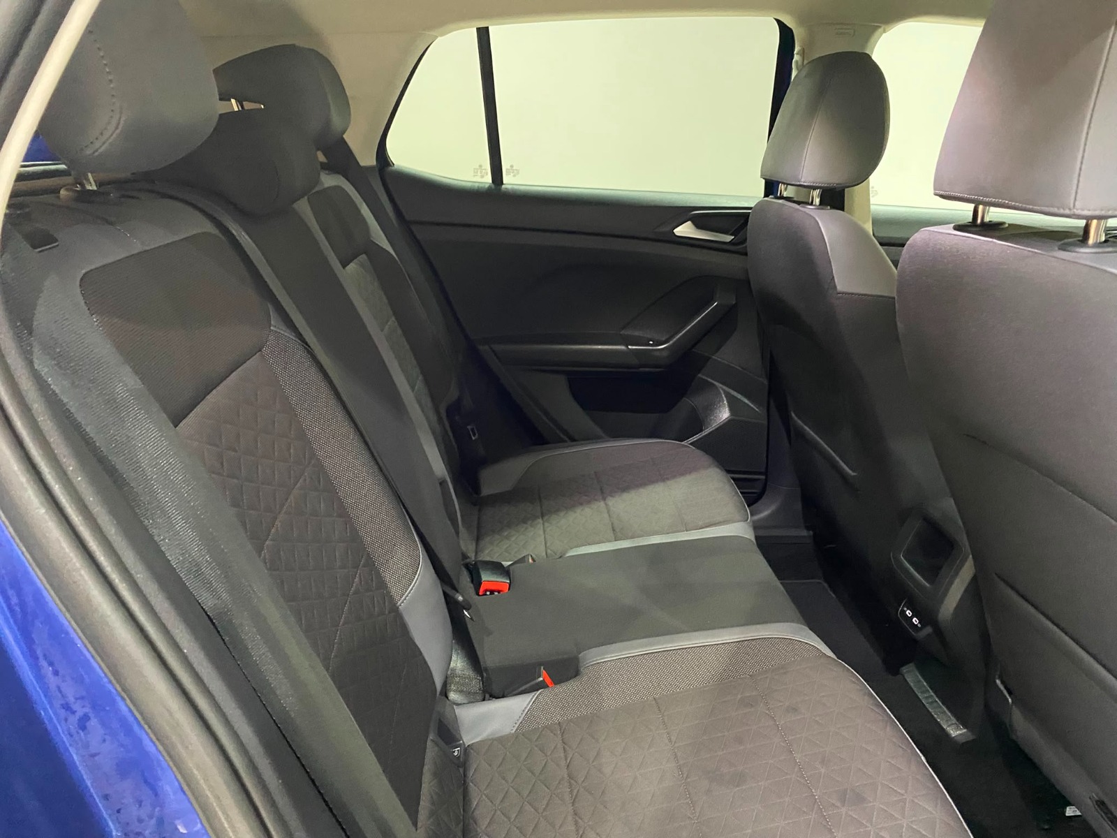 2022 Benzin Otomatik Volkswagen T-Cross Lacivert Gürel Tasarım Aksesuar Otomotiv San. Tic. Ltd. Şti.
