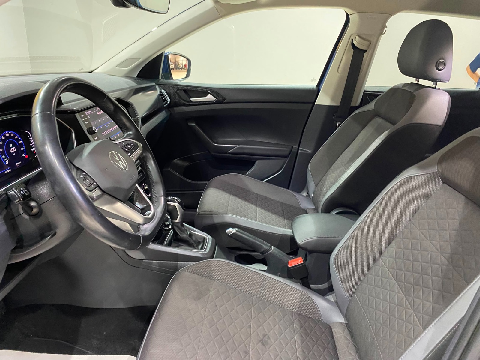 2022 Benzin Otomatik Volkswagen T-Cross Lacivert Gürel Tasarım Aksesuar Otomotiv San. Tic. Ltd. Şti.