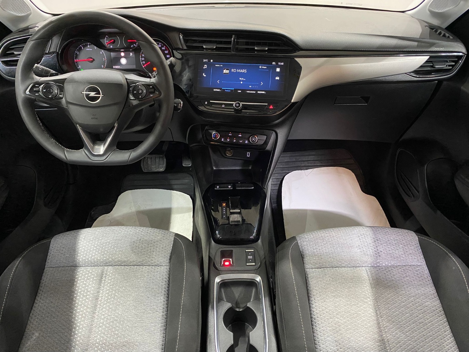 2025 Benzin Otomatik Opel Corsa Beyaz Gürel Tasarım Aksesuar Otomotiv San. Tic. Ltd. Şti.