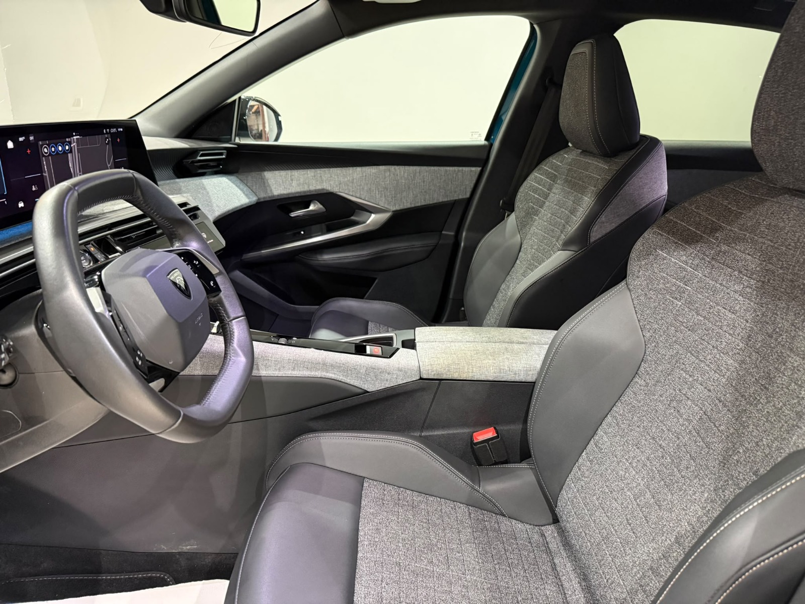 2025 Benzin Otomatik Peugeot 3008 Mavi Gürel Tasarım Aksesuar Otomotiv San. Tic. Ltd. Şti.
