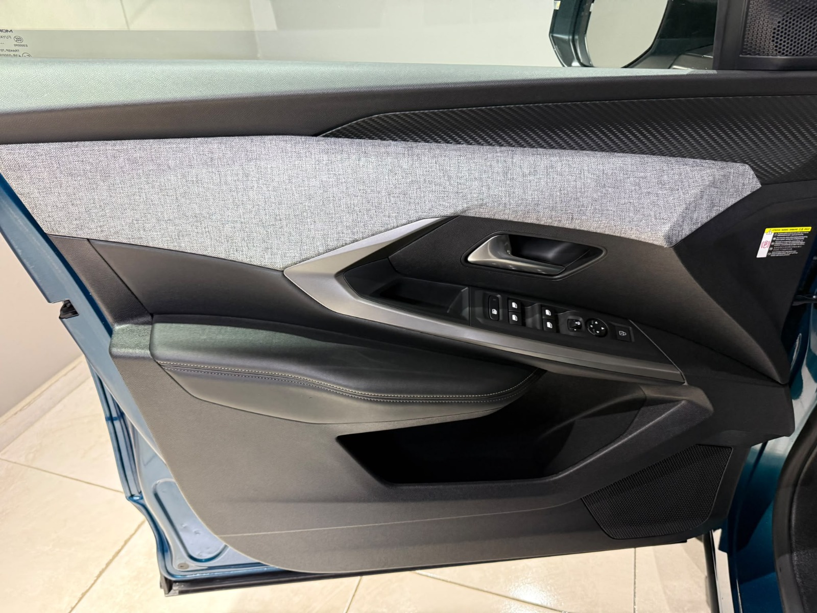 2025 Benzin Otomatik Peugeot 3008 Mavi Gürel Tasarım Aksesuar Otomotiv San. Tic. Ltd. Şti.