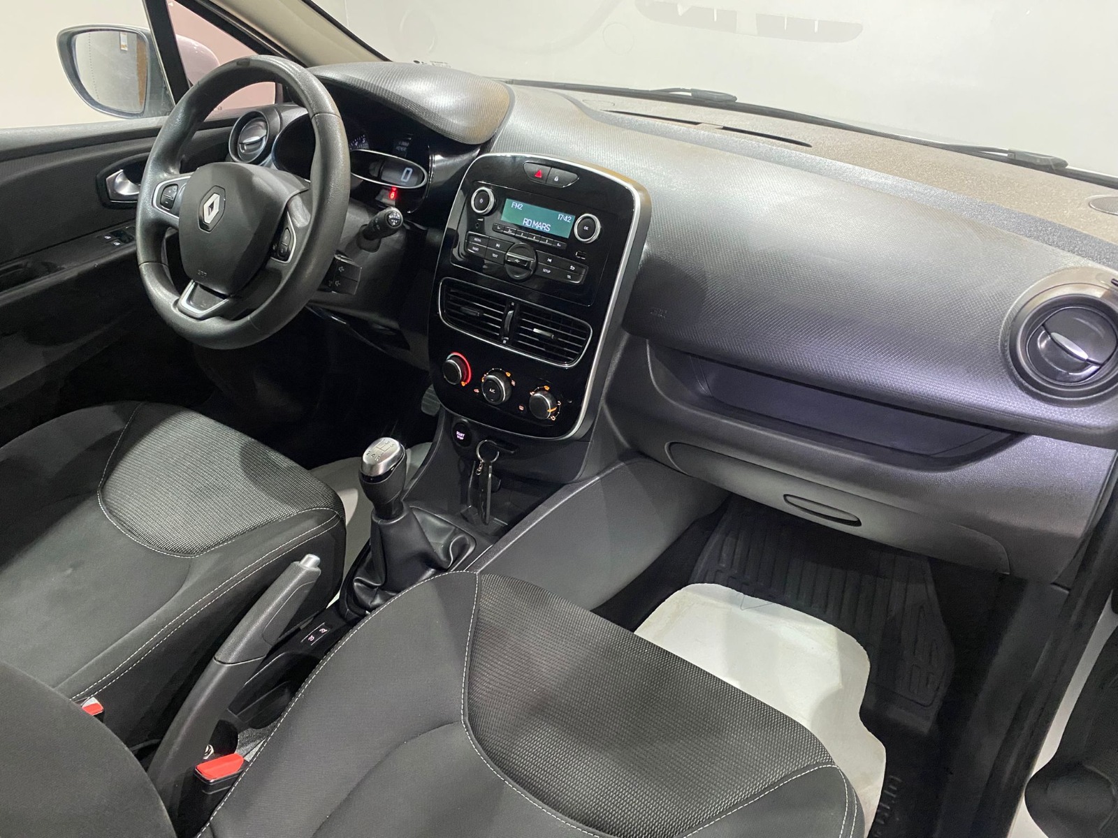 2020 Benzin + LPG Manuel Renault Clio Beyaz Gürel Tasarım Aksesuar Otomotiv San. Tic. Ltd. Şti.