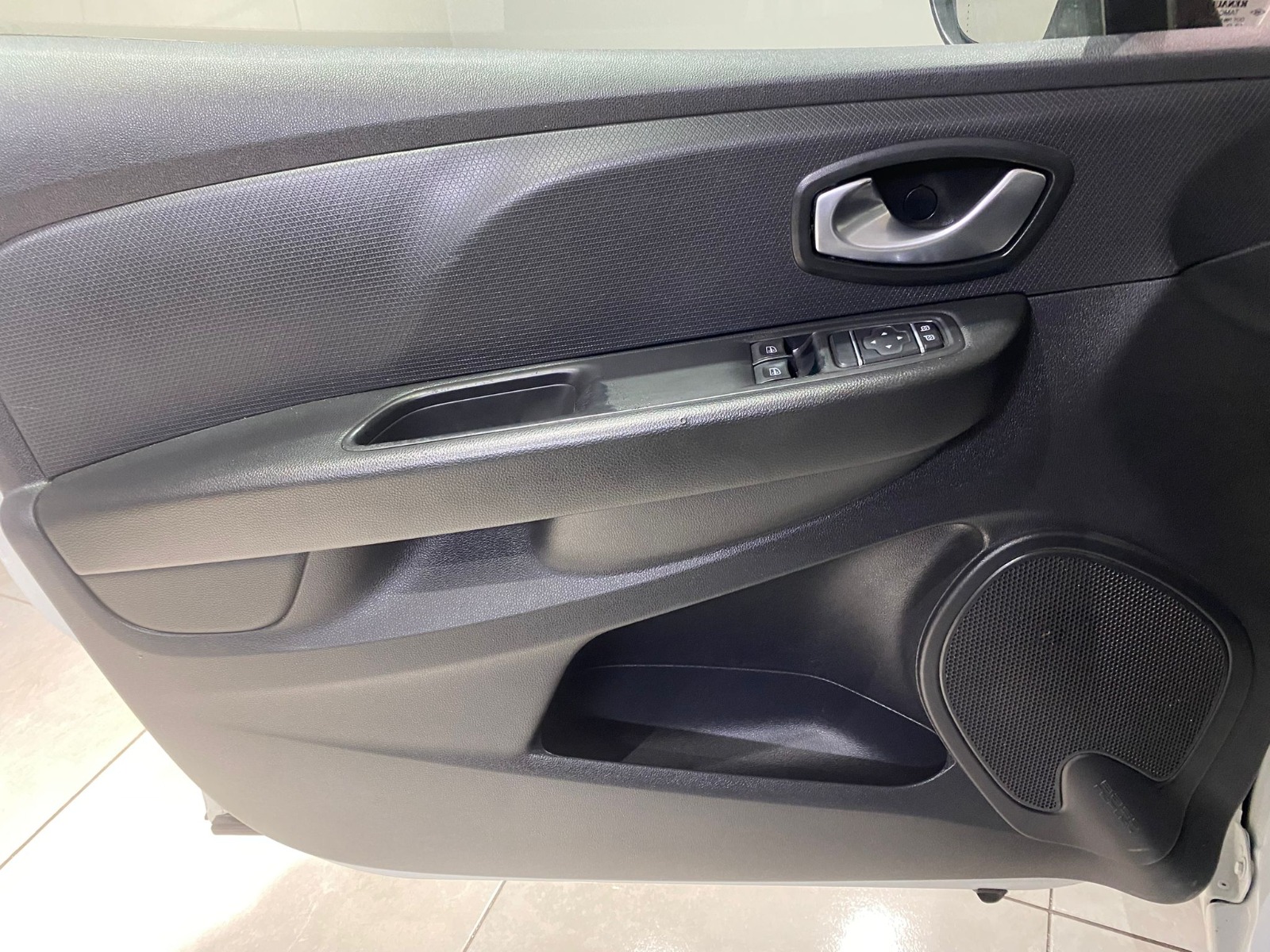 2020 Benzin + LPG Manuel Renault Clio Beyaz Gürel Tasarım Aksesuar Otomotiv San. Tic. Ltd. Şti.