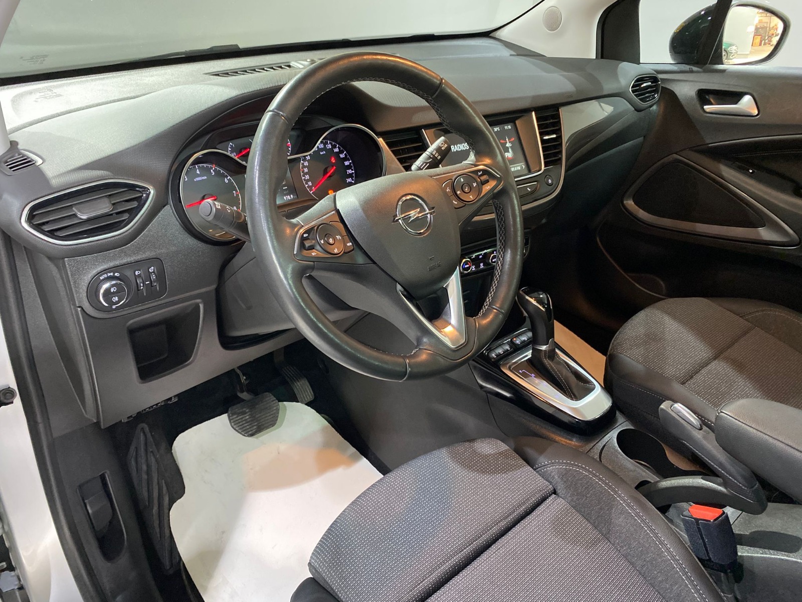 2023 Benzin Otomatik Opel Crossland Gri Gürel Tasarım Aksesuar Otomotiv San. Tic. Ltd. Şti.