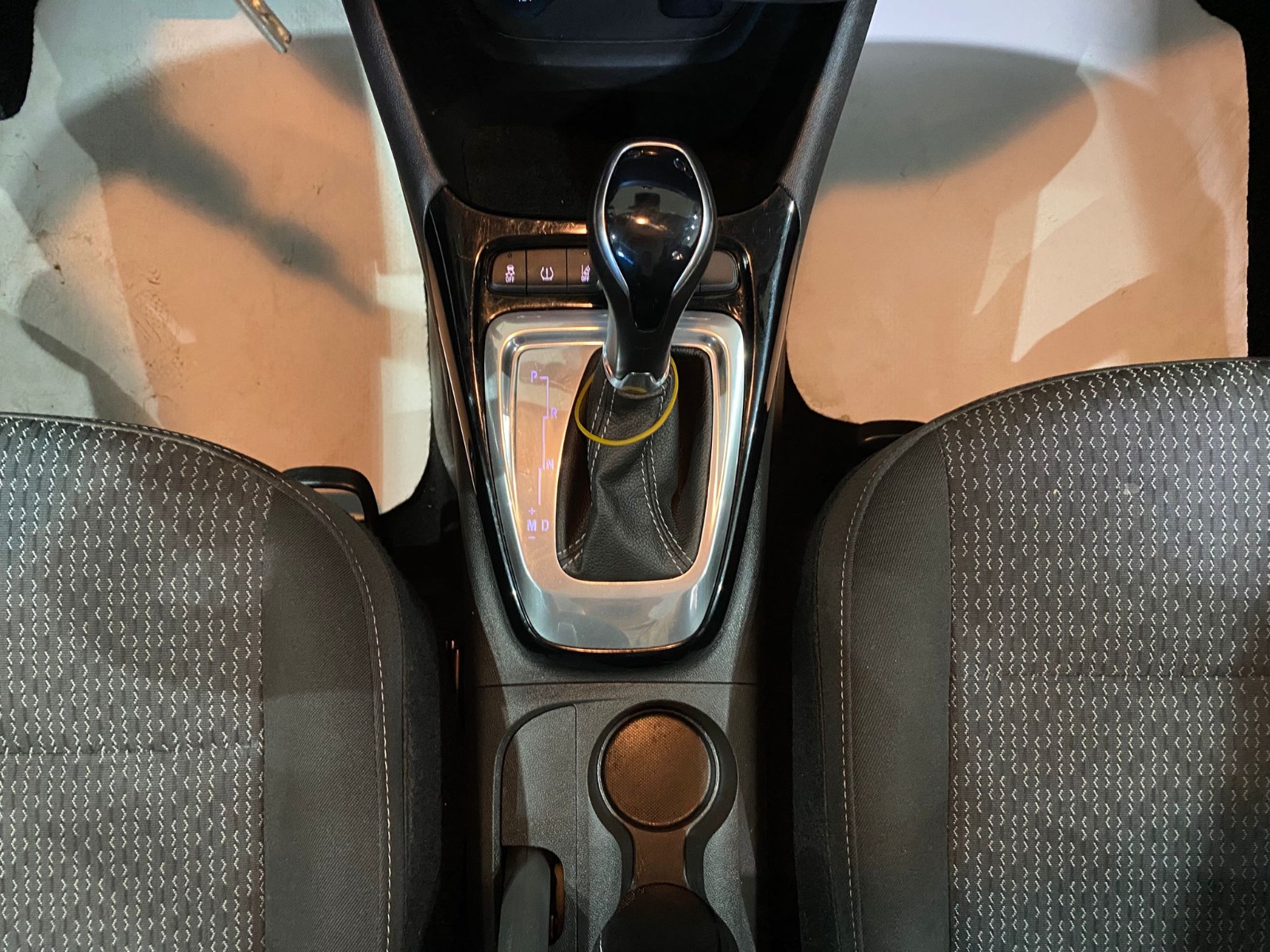 2024 Benzin Otomatik Opel Crossland Beyaz Gürel Tasarım Aksesuar Otomotiv San. Tic. Ltd. Şti.
