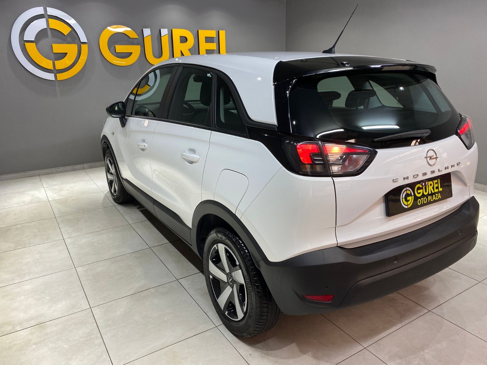 2024 Benzin Otomatik Opel Crossland Beyaz Gürel Tasarım Aksesuar Otomotiv San. Tic. Ltd. Şti.