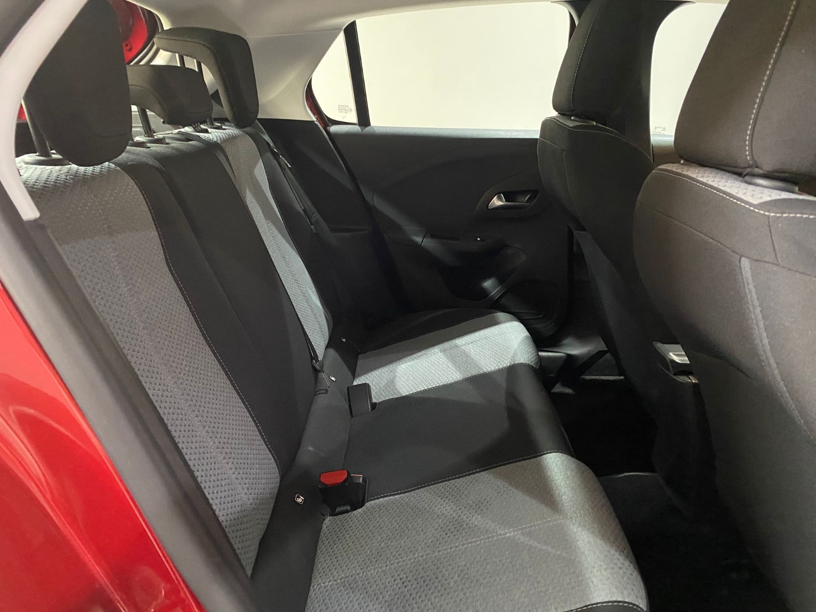 2024 Benzin Otomatik Opel Corsa Kırmızı Gürel Tasarım Aksesuar Otomotiv San. Tic. Ltd. Şti.