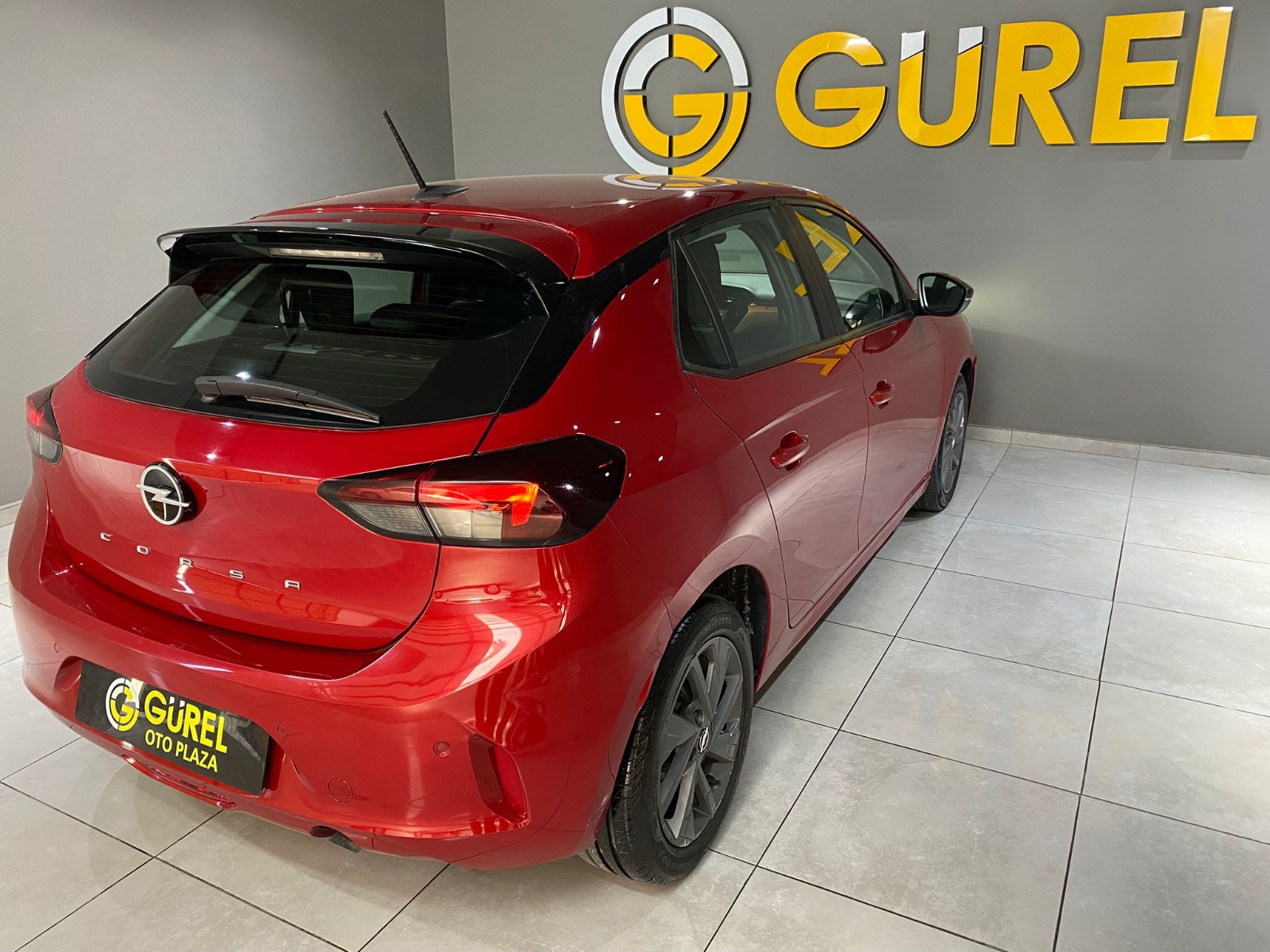 2024 Benzin Otomatik Opel Corsa Kırmızı Gürel Tasarım Aksesuar Otomotiv San. Tic. Ltd. Şti.