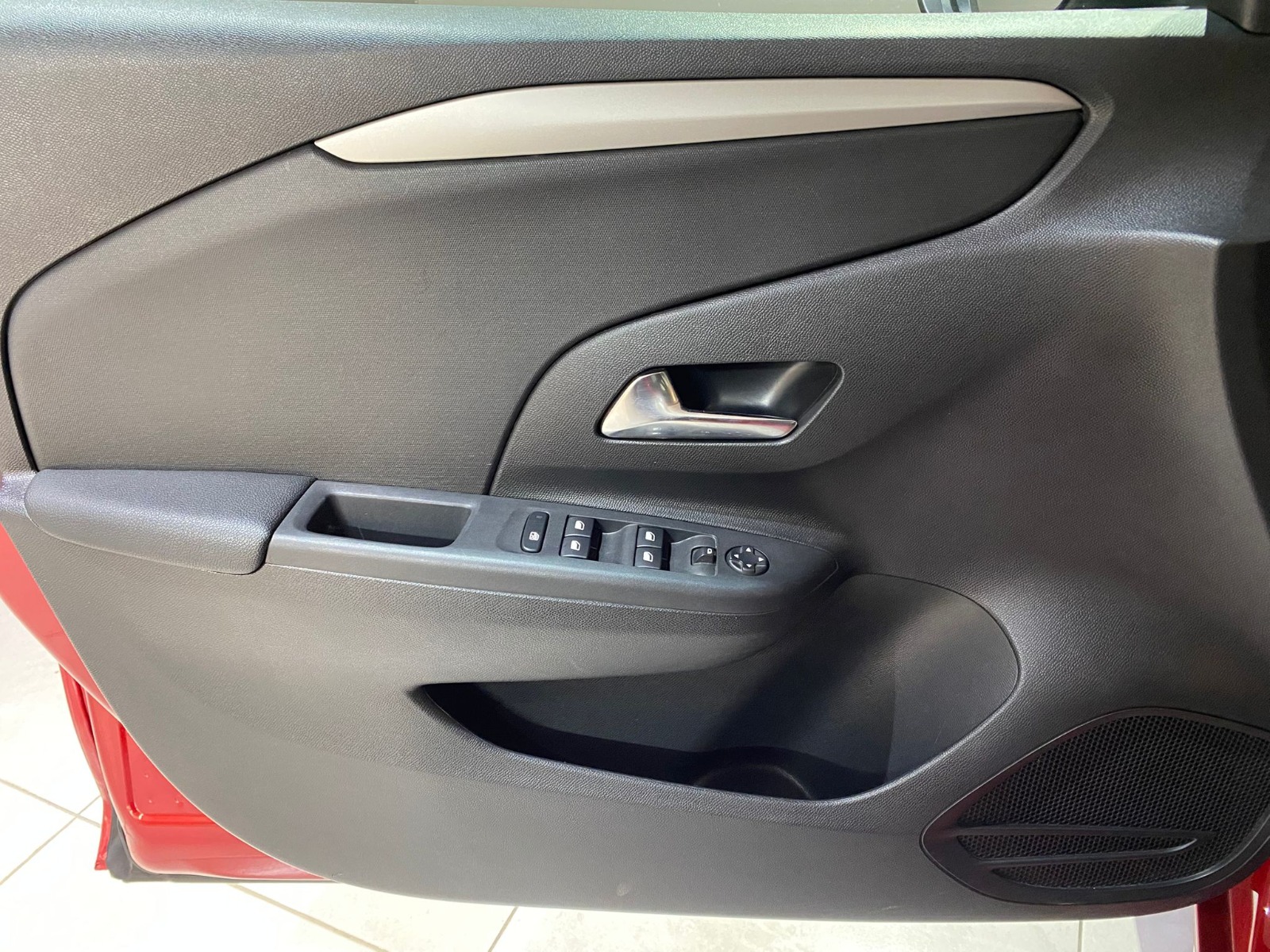 2024 Benzin Otomatik Opel Corsa Kırmızı Gürel Tasarım Aksesuar Otomotiv San. Tic. Ltd. Şti.