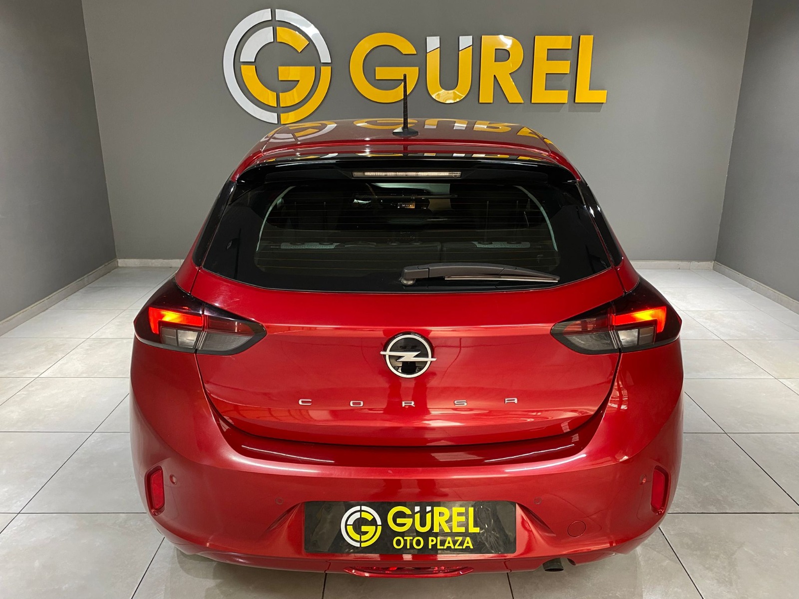 2024 Benzin Otomatik Opel Corsa Kırmızı Gürel Tasarım Aksesuar Otomotiv San. Tic. Ltd. Şti.