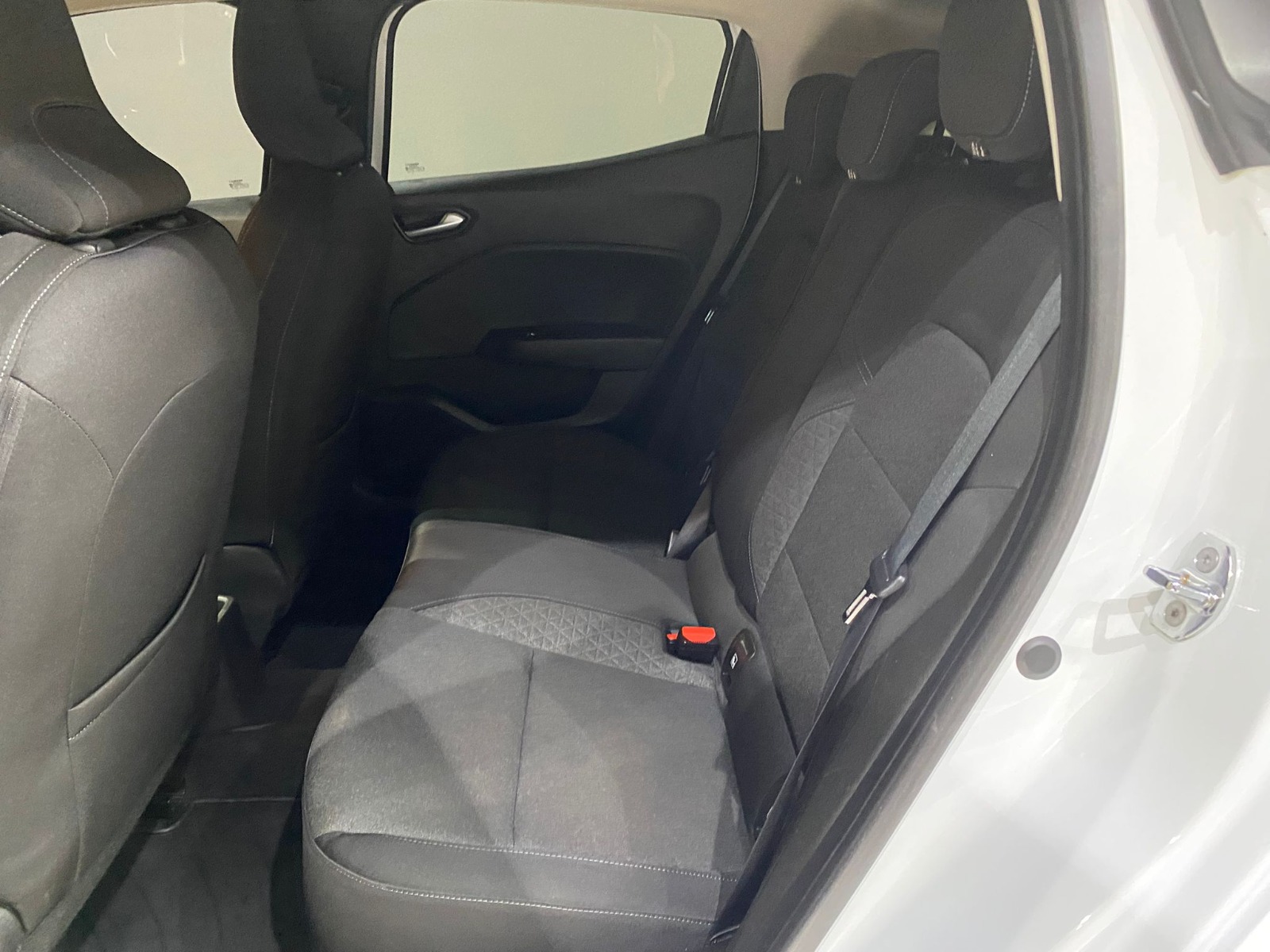 2020 Benzin Otomatik Renault Clio Beyaz Gürel Tasarım Aksesuar Otomotiv San. Tic. Ltd. Şti.