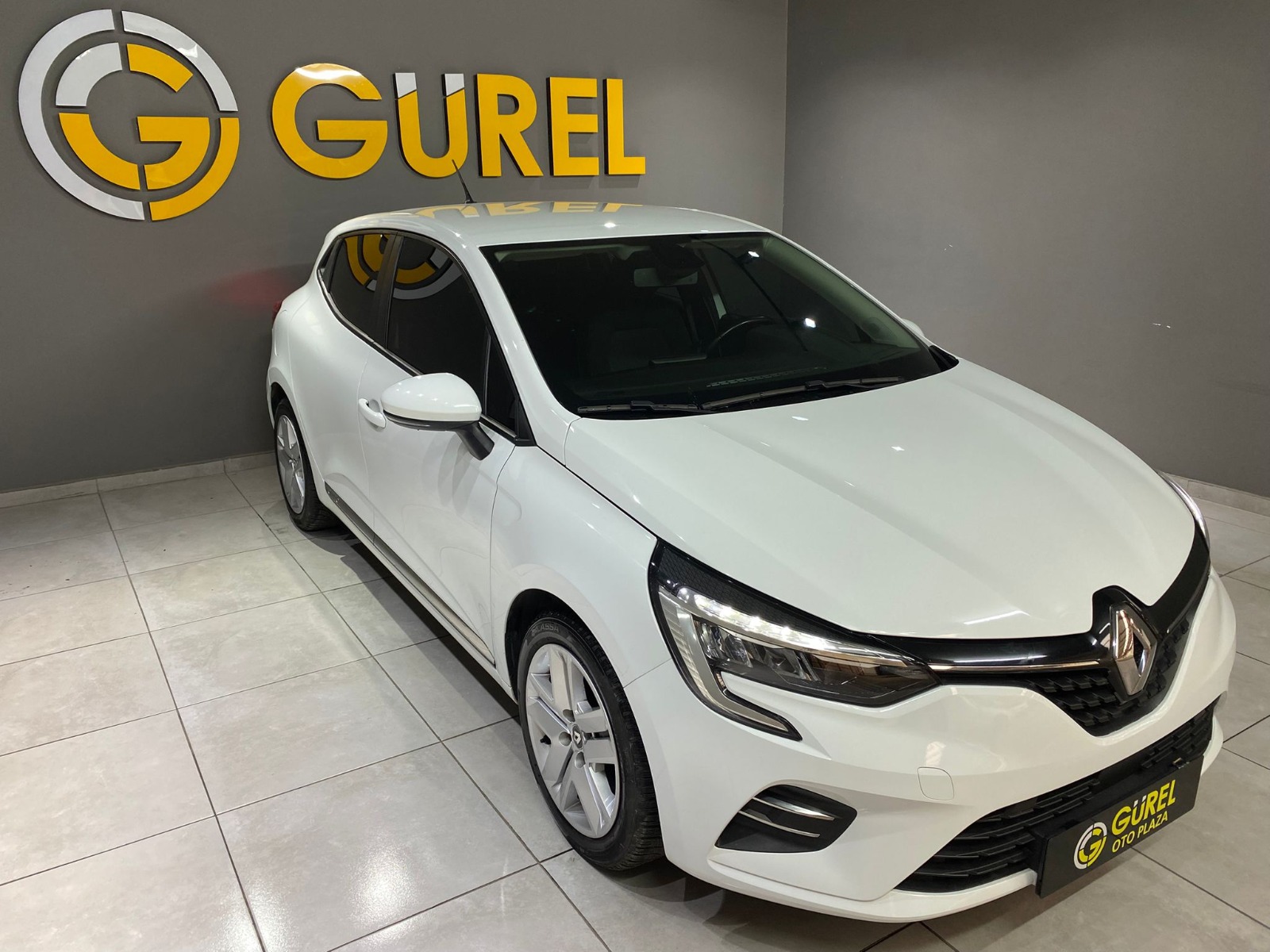 2020 Benzin Otomatik Renault Clio Beyaz Gürel Tasarım Aksesuar Otomotiv San. Tic. Ltd. Şti.