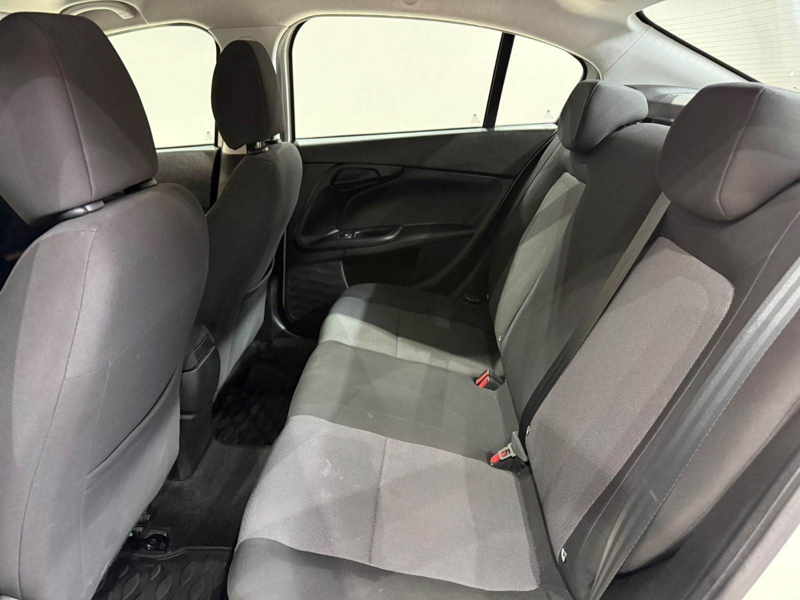 2024 Dizel Manuel Fiat Egea Beyaz Gürel Tasarım Aksesuar Otomotiv San. Tic. Ltd. Şti.