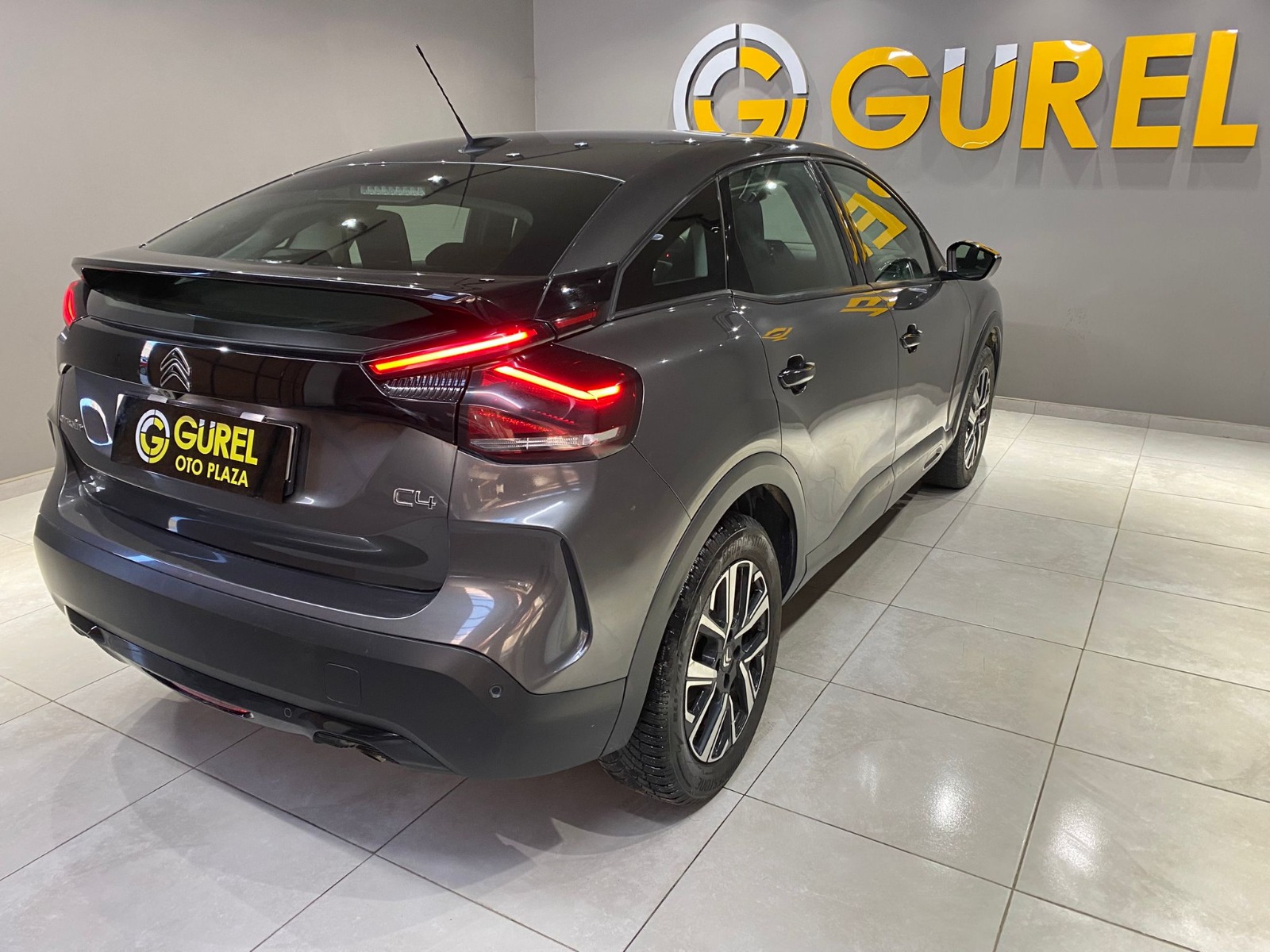 2022 Benzin Otomatik Citroen C4 Gri Gürel Tasarım Aksesuar Otomotiv San. Tic. Ltd. Şti.