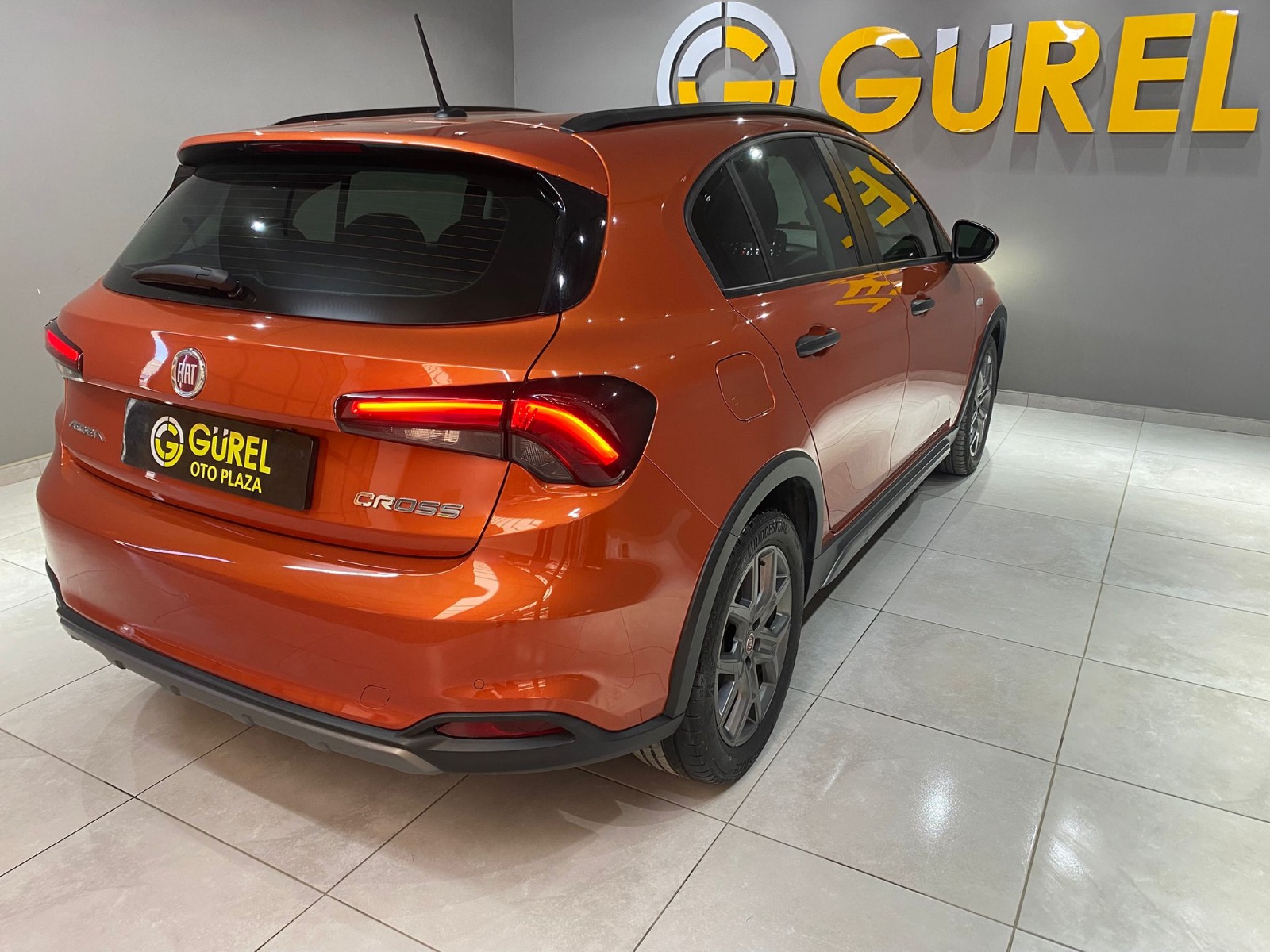 2022 Benzin Manuel Fiat Egea Turuncu Gürel Tasarım Aksesuar Otomotiv San. Tic. Ltd. Şti.