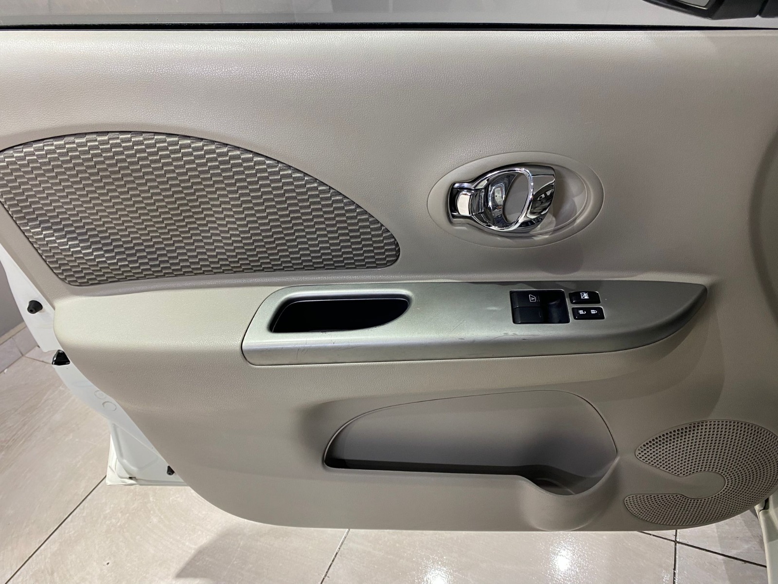 2015 Benzin Otomatik Nissan Micra Beyaz Gürel Tasarım Aksesuar Otomotiv San. Tic. Ltd. Şti.