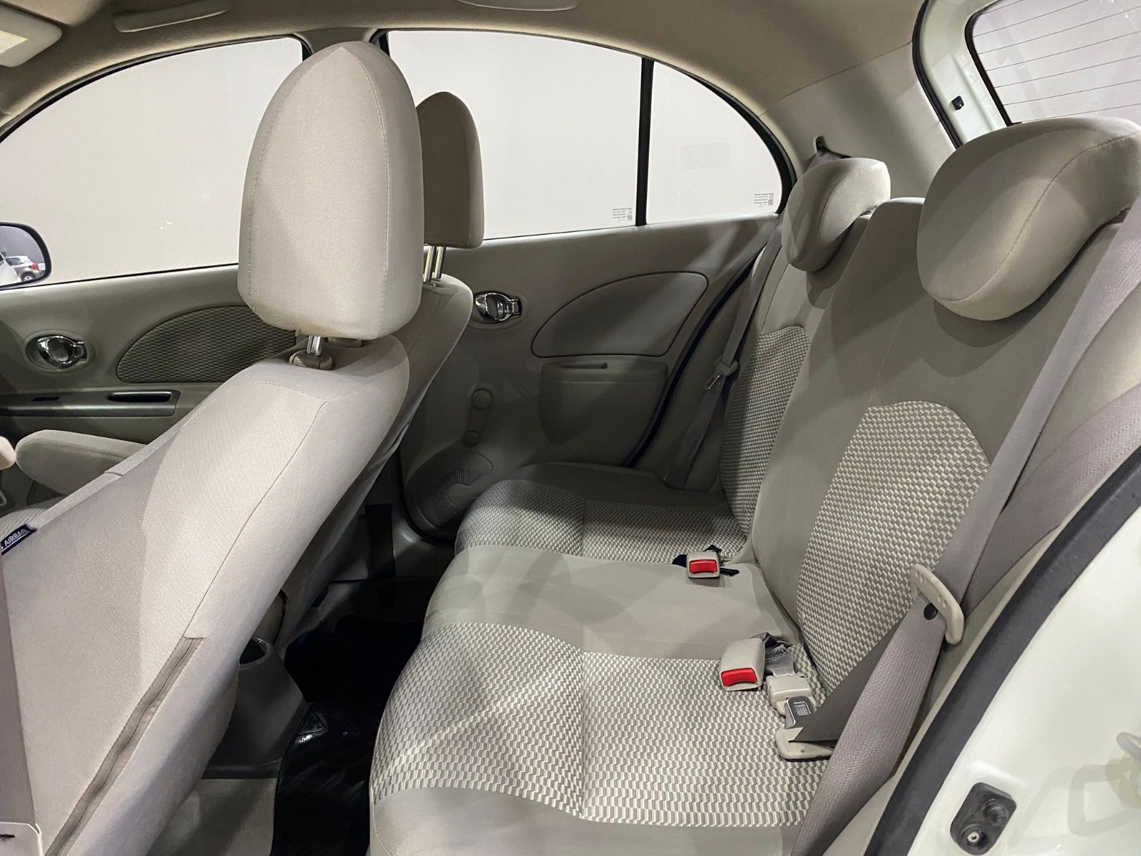 2015 Benzin Otomatik Nissan Micra Beyaz Gürel Tasarım Aksesuar Otomotiv San. Tic. Ltd. Şti.