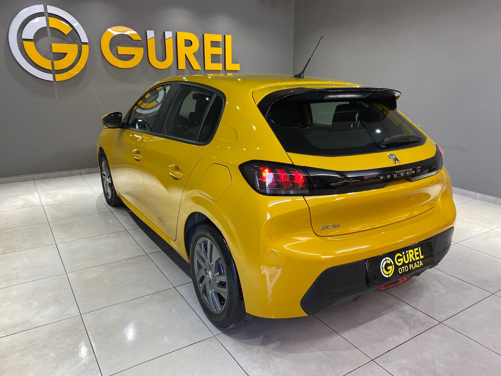 2021 Benzin Otomatik Peugeot 208 Sarı Gürel Tasarım Aksesuar Otomotiv San. Tic. Ltd. Şti.