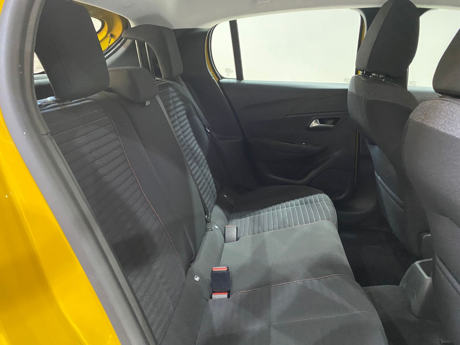 2021 Benzin Otomatik Peugeot 208 Sarı Gürel Tasarım Aksesuar Otomotiv San. Tic. Ltd. Şti.