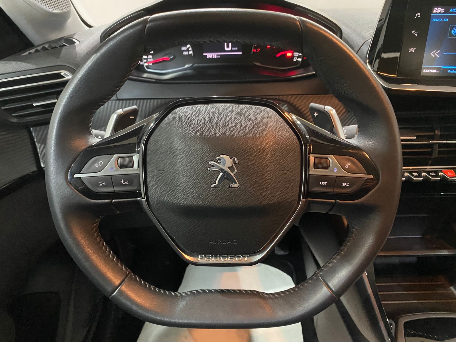 2021 Benzin Otomatik Peugeot 208 Sarı Gürel Tasarım Aksesuar Otomotiv San. Tic. Ltd. Şti.