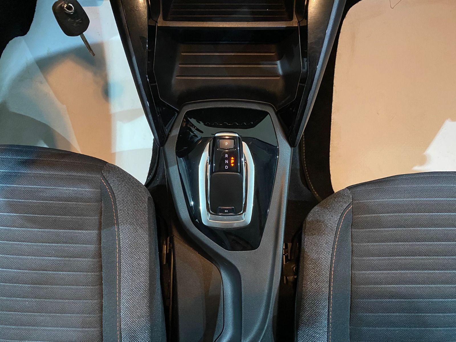 2021 Benzin Otomatik Peugeot 208 Sarı Gürel Tasarım Aksesuar Otomotiv San. Tic. Ltd. Şti.