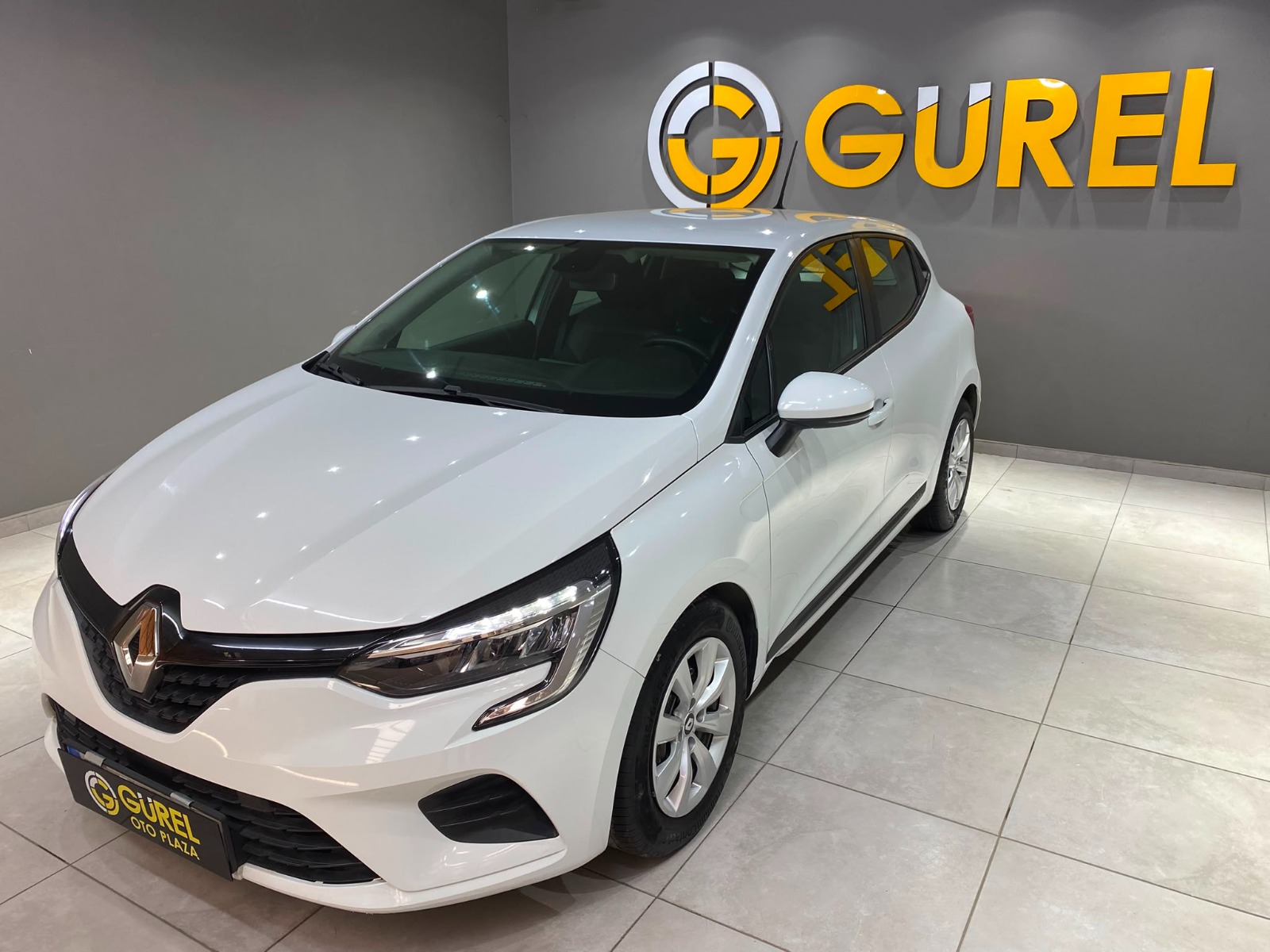 2022 Benzin Manuel Renault Clio Beyaz Gürel Tasarım Aksesuar Otomotiv San. Tic. Ltd. Şti.
