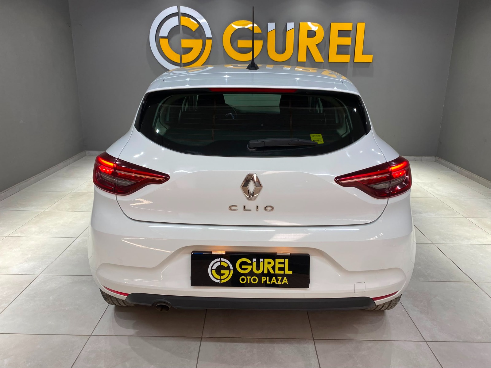 2022 Benzin Manuel Renault Clio Beyaz Gürel Tasarım Aksesuar Otomotiv San. Tic. Ltd. Şti.