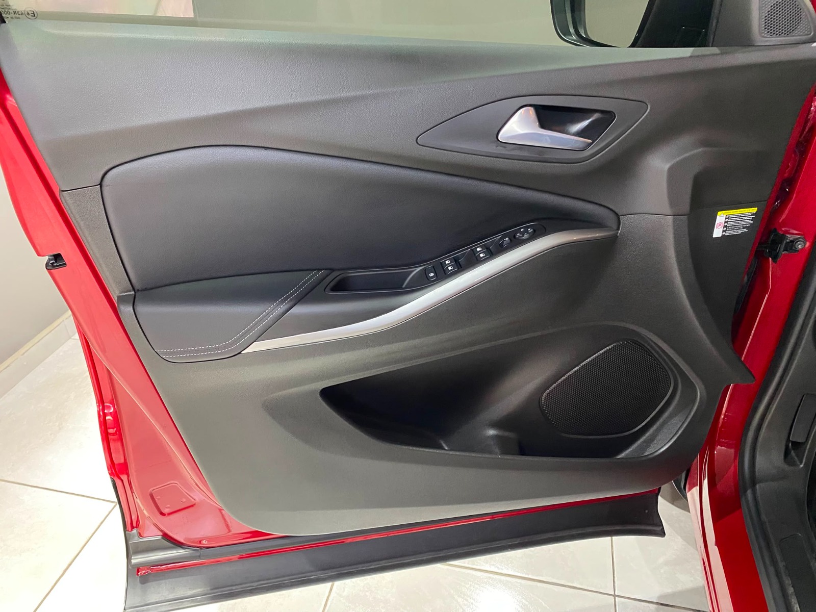 2024 Benzin Otomatik Opel Grandland Kırmızı Gürel Tasarım Aksesuar Otomotiv San. Tic. Ltd. Şti.