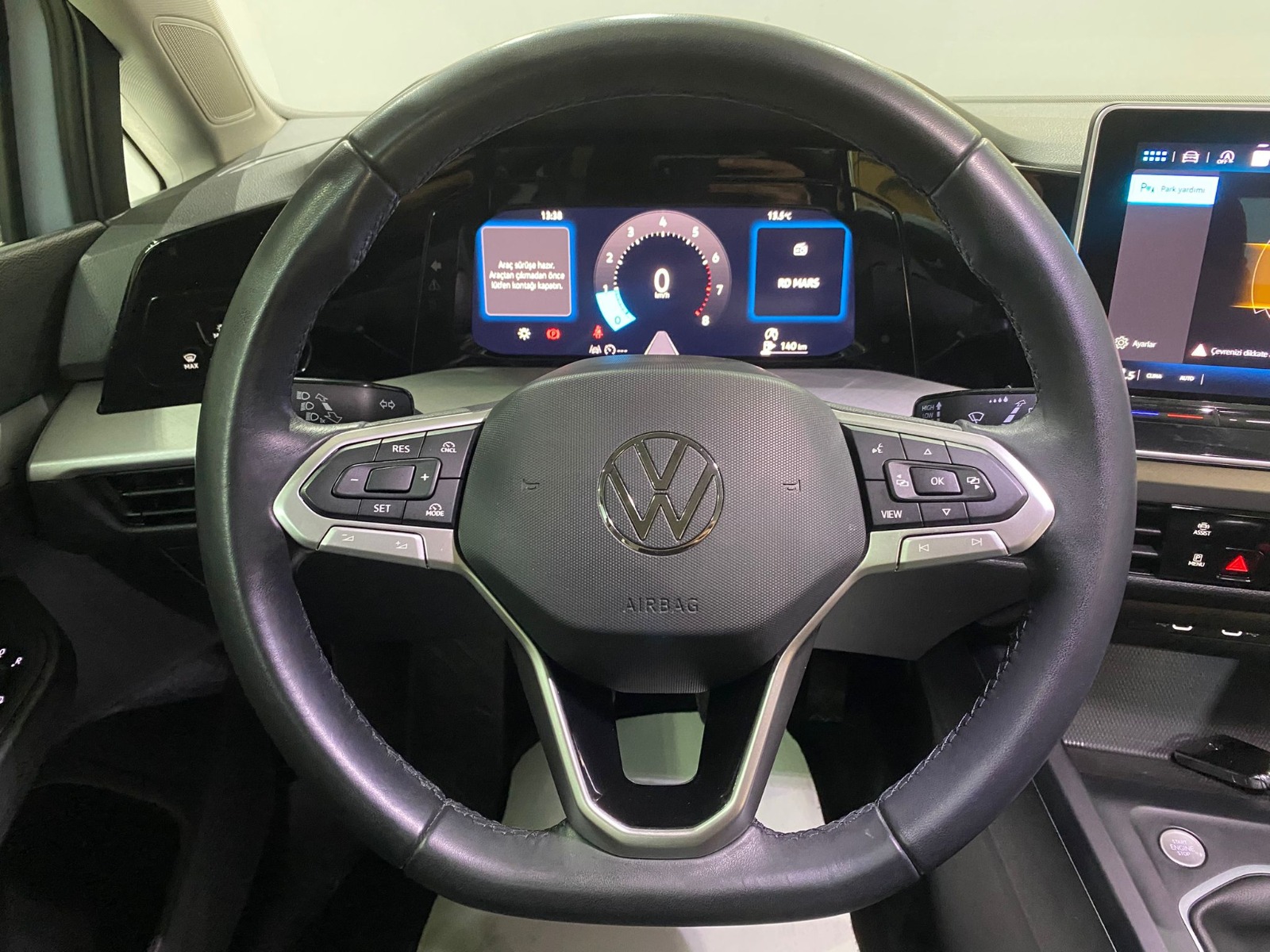 2024 Benzin Manuel Volkswagen Golf Mavi Gürel Tasarım Aksesuar Otomotiv San. Tic. Ltd. Şti.