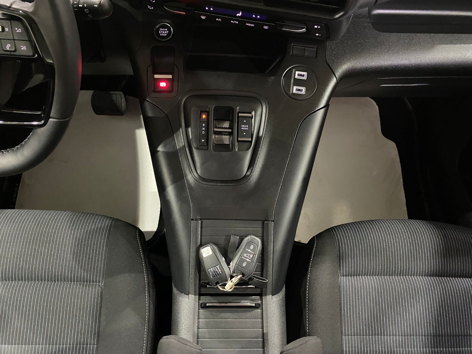 2025 Dizel Otomatik Fiat Doblo Combi Gri Gürel Tasarım Aksesuar Otomotiv San. Tic. Ltd. Şti.