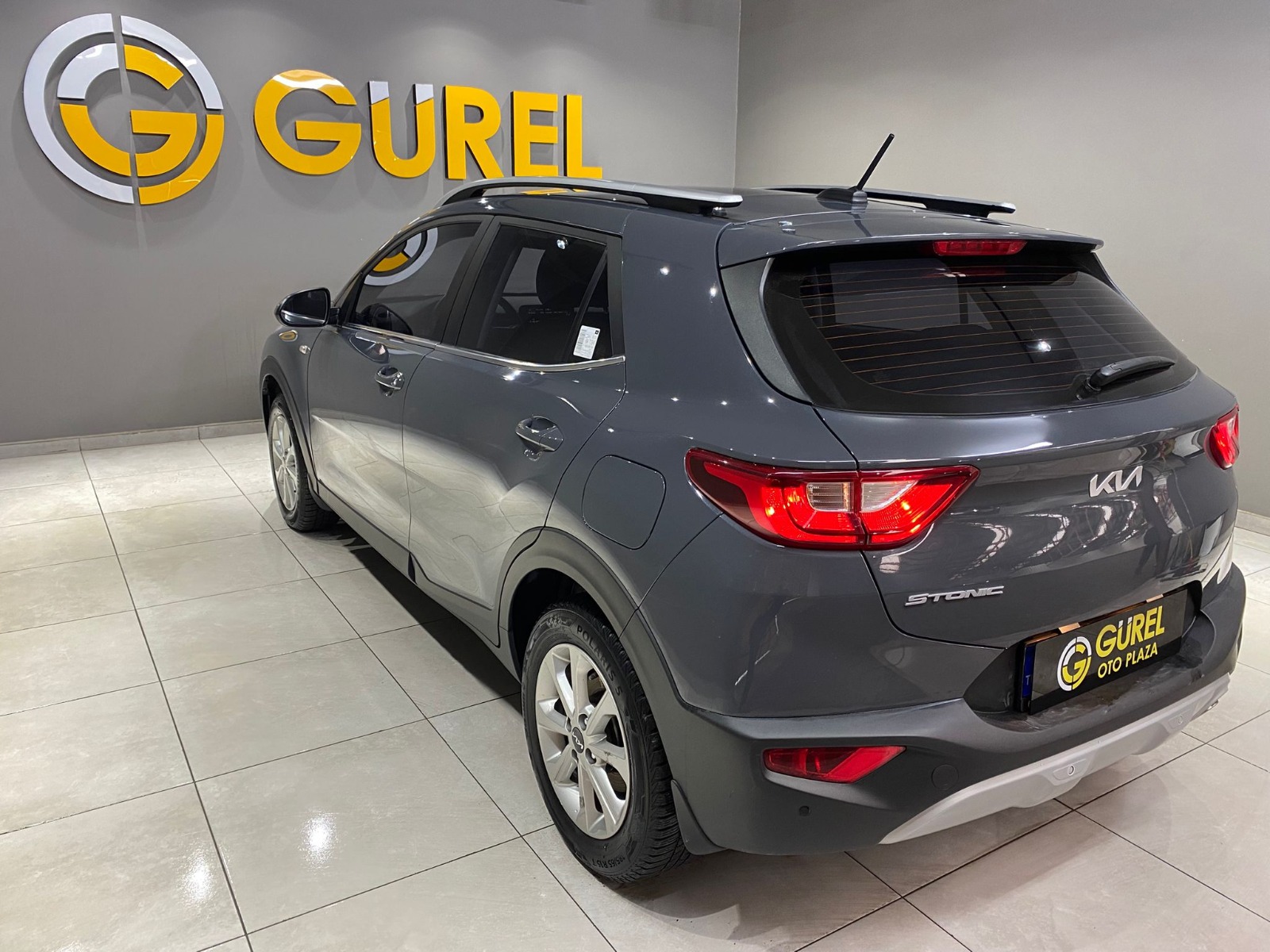 2022 Benzin Otomatik Kia Stonic Gri Gürel Tasarım Aksesuar Otomotiv San. Tic. Ltd. Şti.