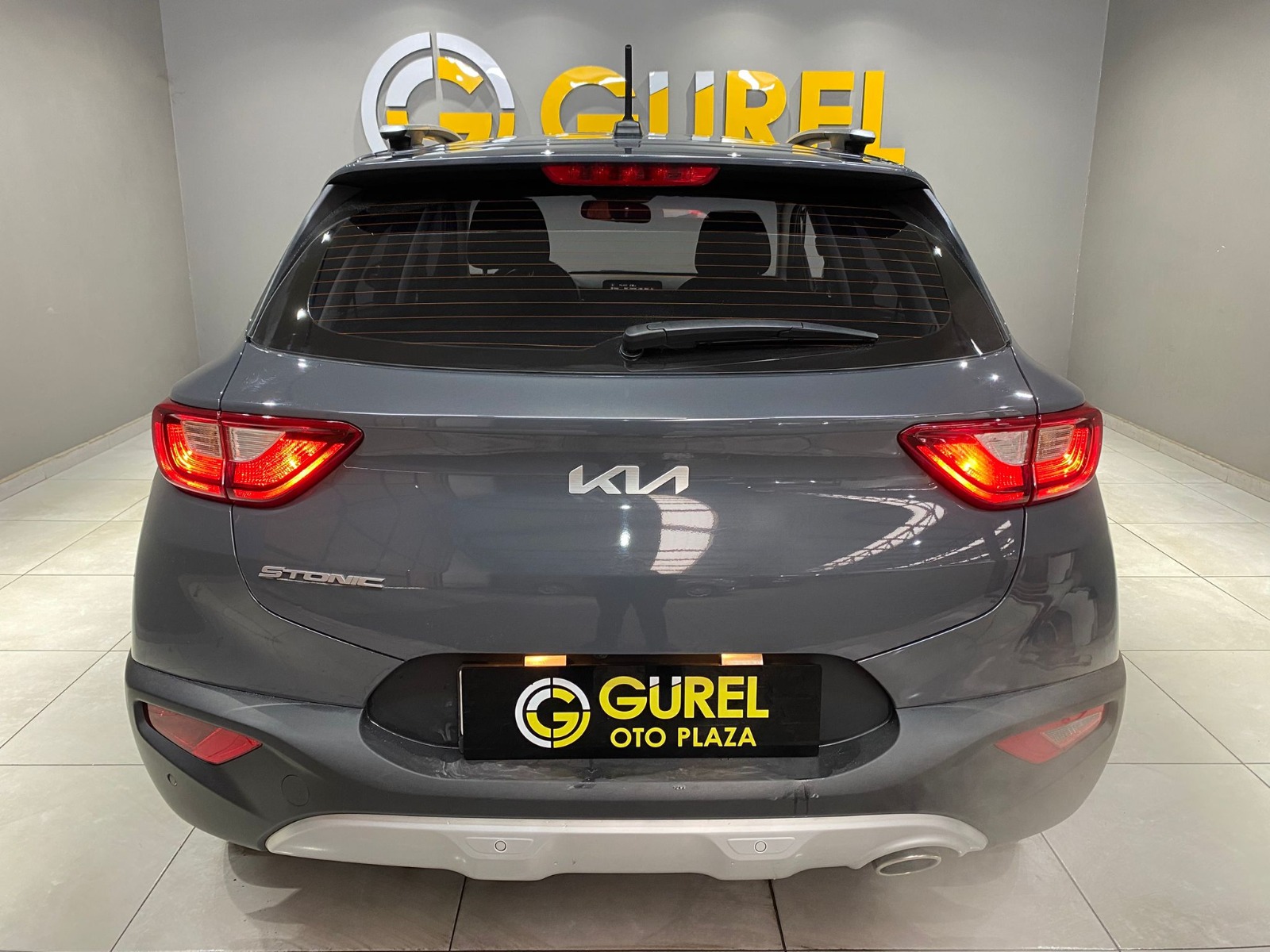 2022 Benzin Otomatik Kia Stonic Gri Gürel Tasarım Aksesuar Otomotiv San. Tic. Ltd. Şti.