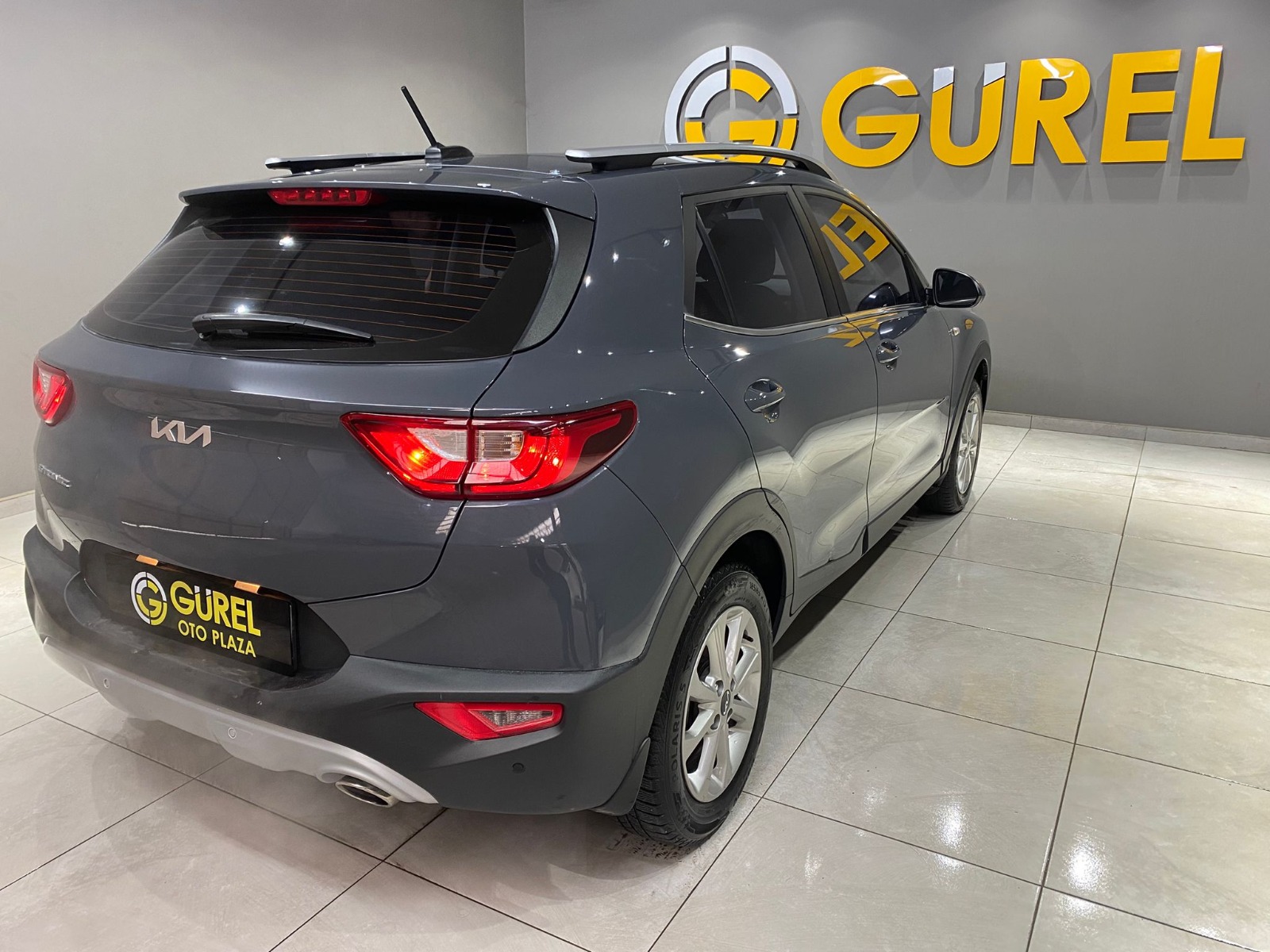 2022 Benzin Otomatik Kia Stonic Gri Gürel Tasarım Aksesuar Otomotiv San. Tic. Ltd. Şti.